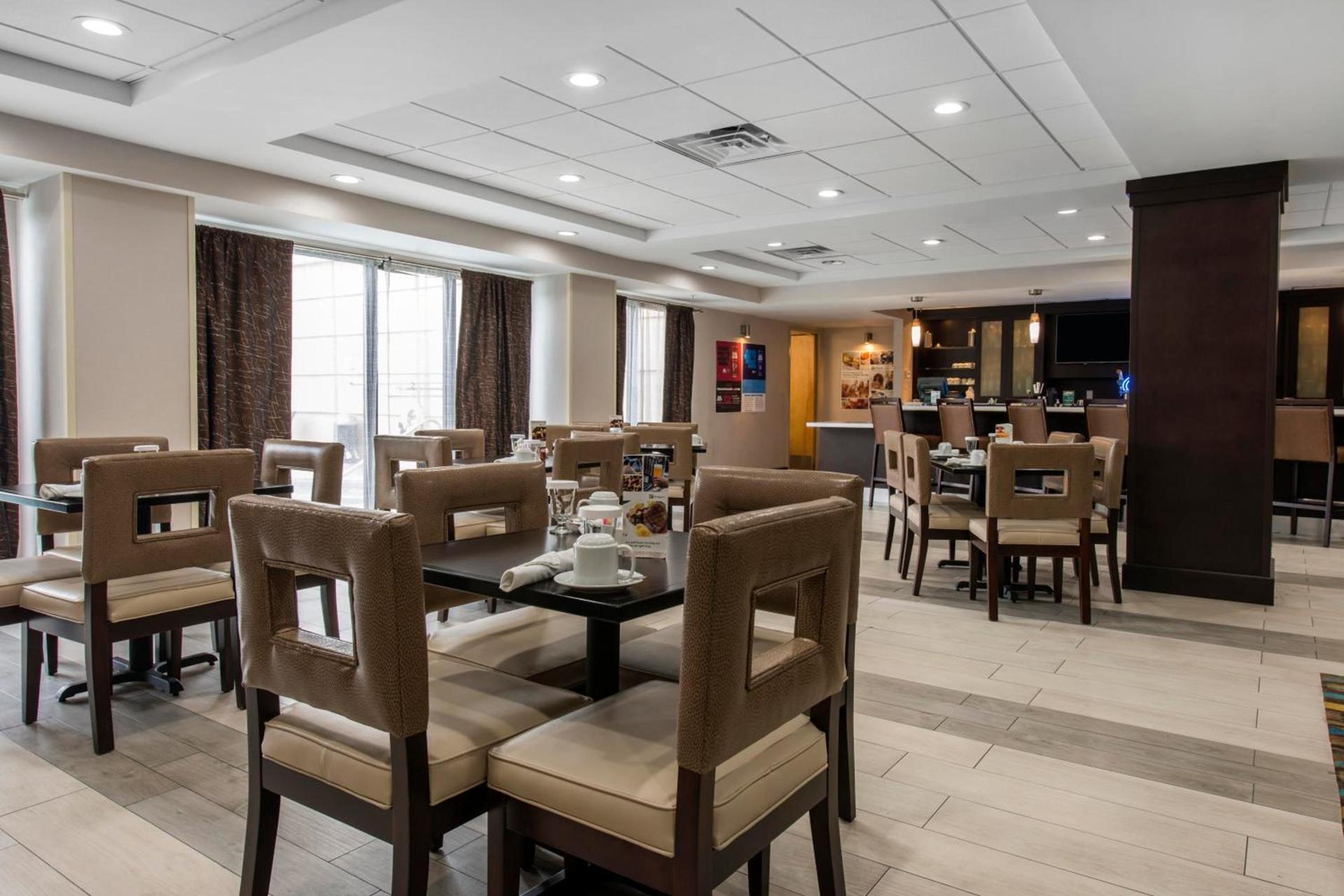 Holiday Inn Savannah South - I-95 Gateway by IHG photo 30