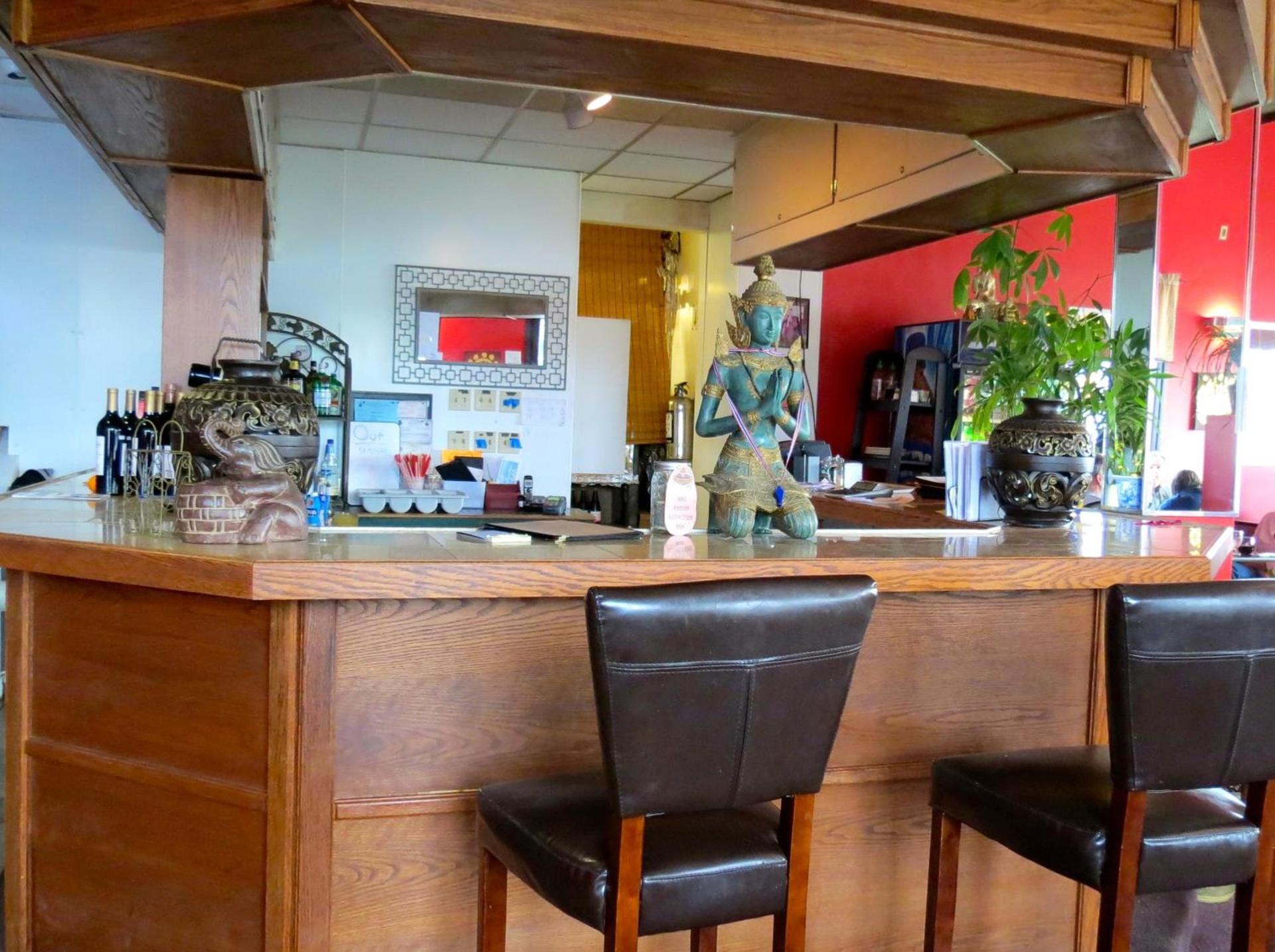 Budget Host Airport Inn photo 2