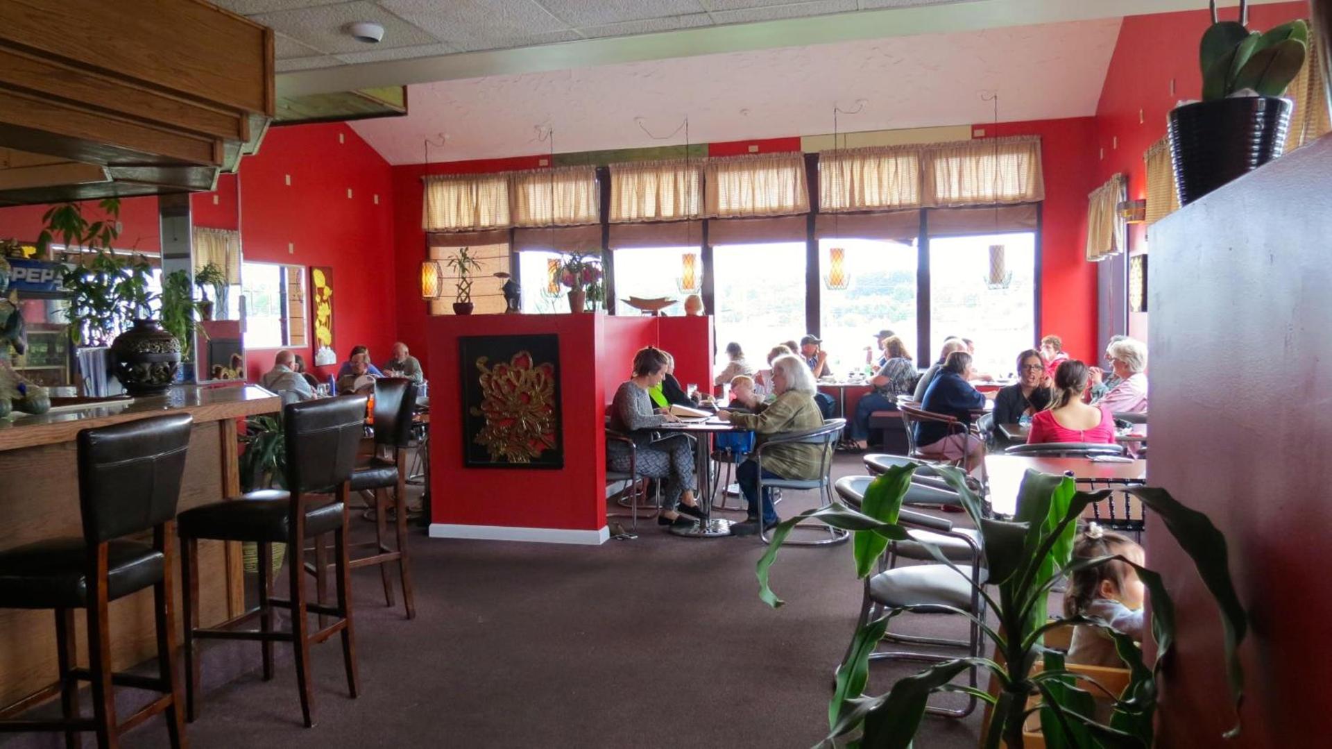 Budget Host Airport Inn photo 16