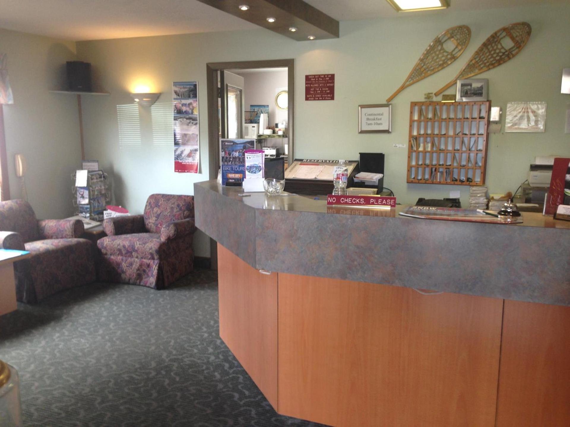 Snowshoe Motel photo 42