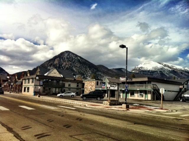 Snowshoe Motel photo 43