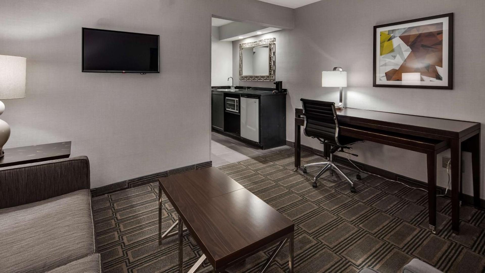 Best Western Lapeer Inn photo 16