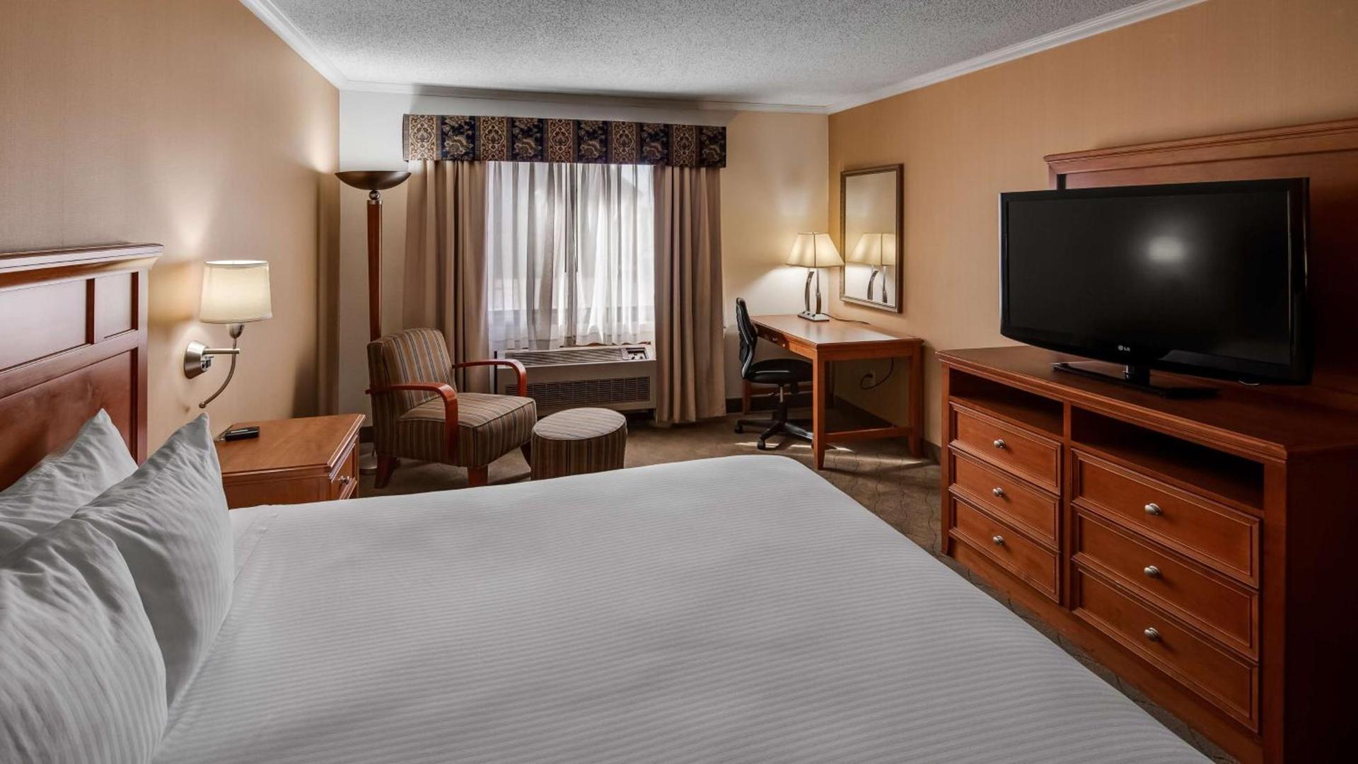 Best Western Lapeer Inn photo 30