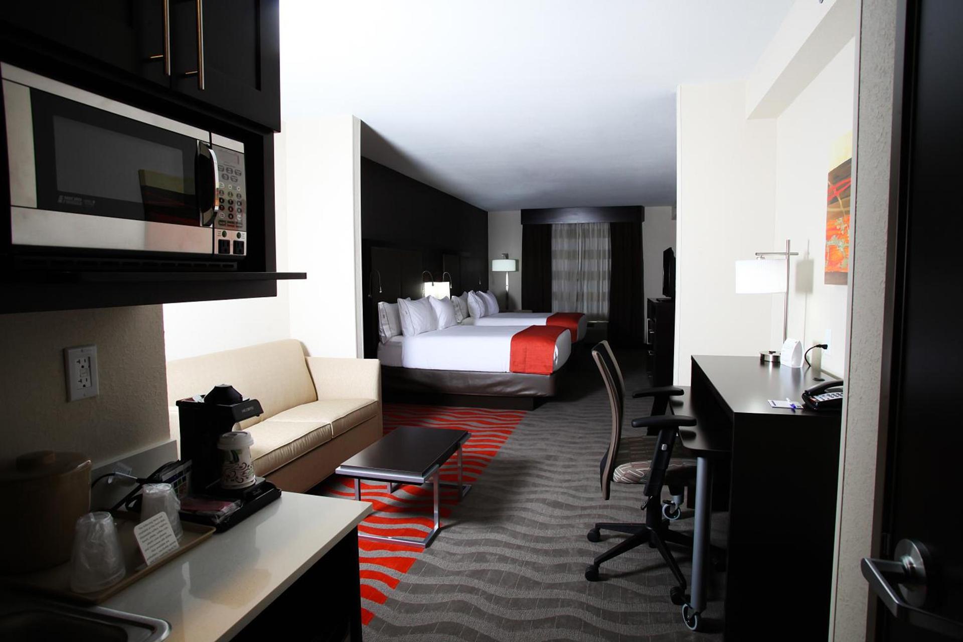 Holiday Inn Express & Suites Monroe by IHG photo 6