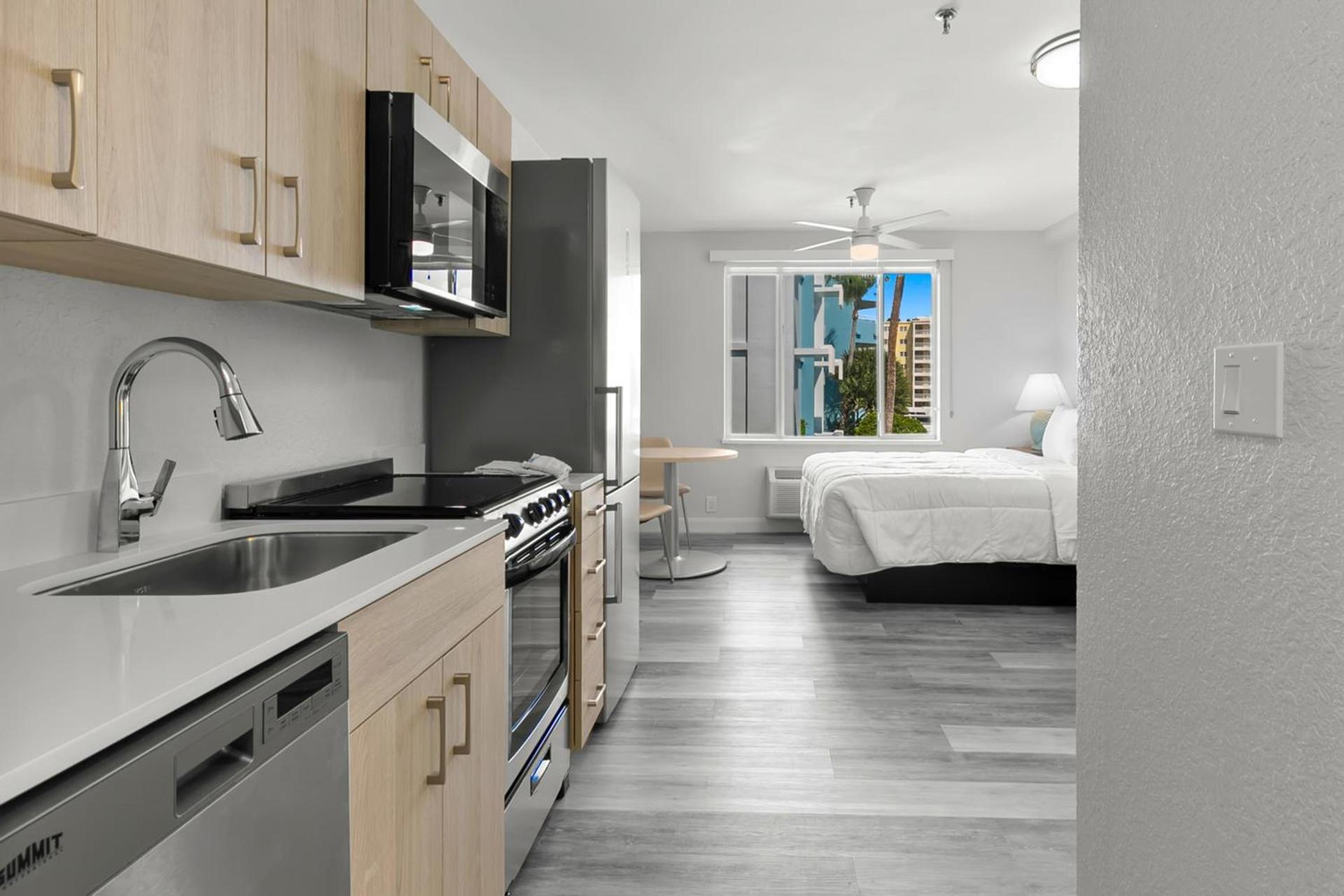Grand Shores West photo 74
