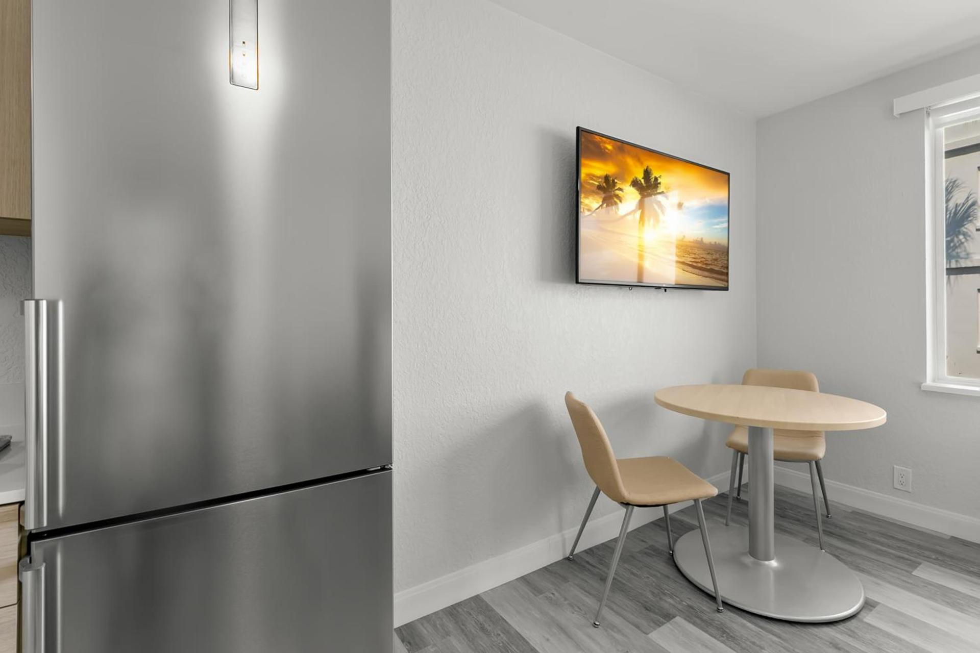 Grand Shores West photo 38