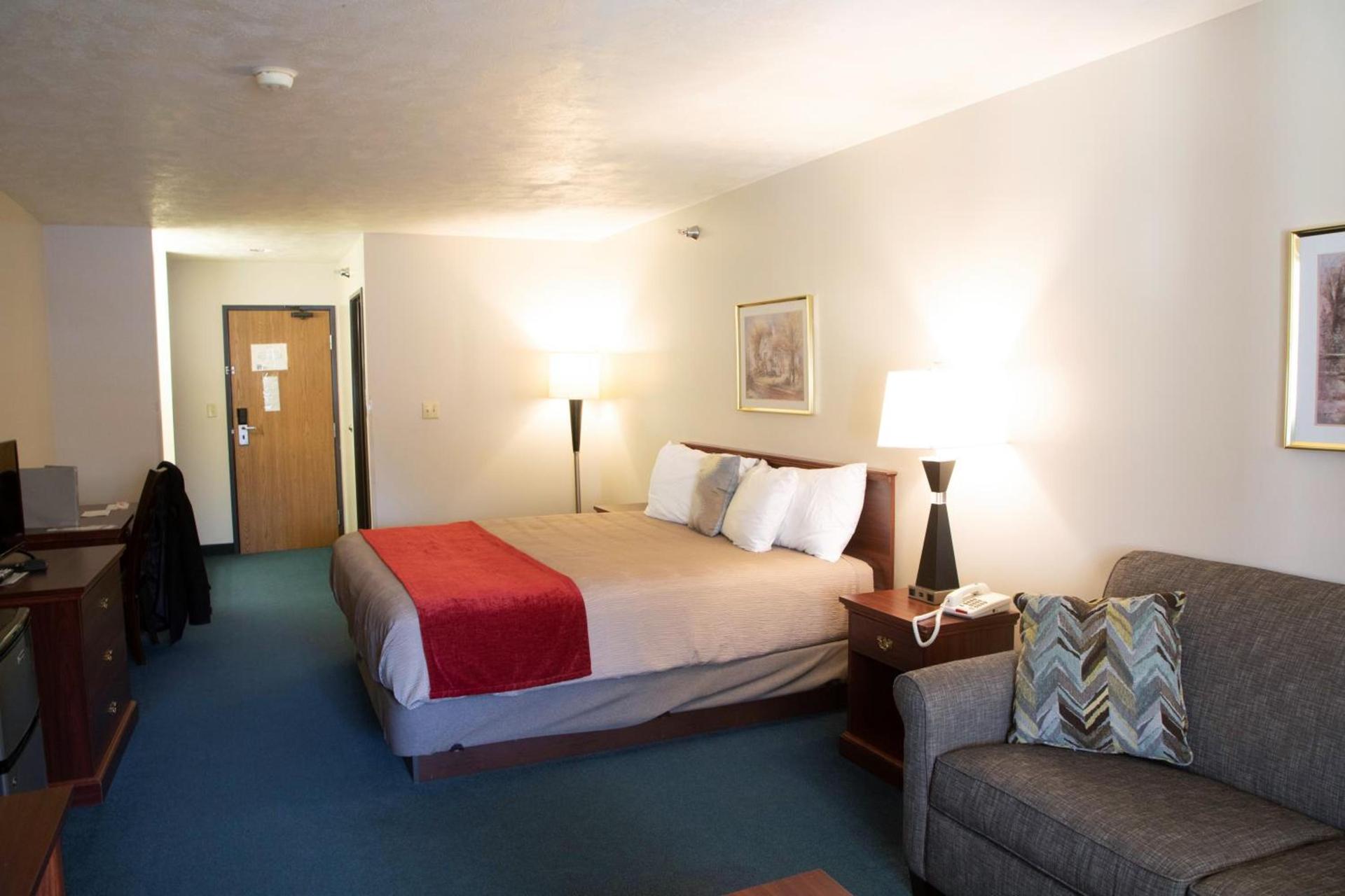 Heritage Inn photo 12