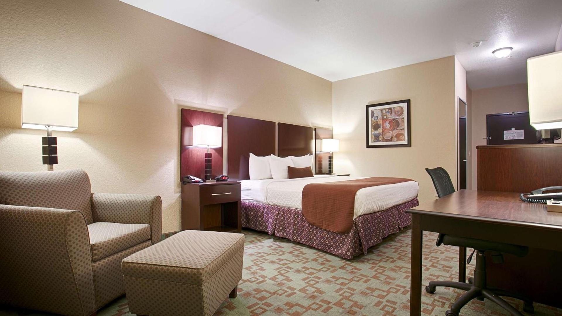 Best Western Plus Eastgate Inn & Suites photo 10