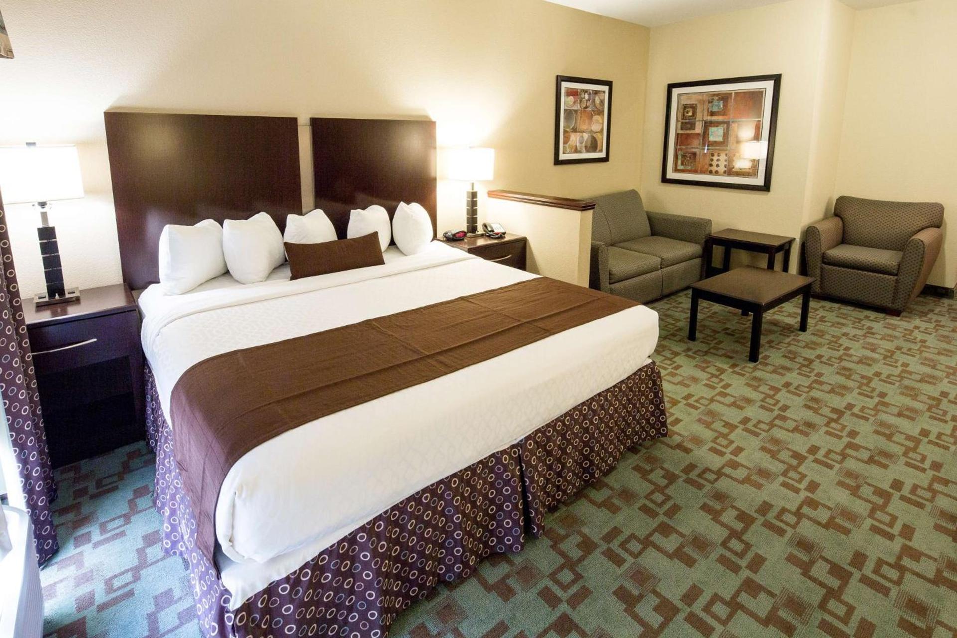 Best Western Plus Eastgate Inn & Suites photo 18