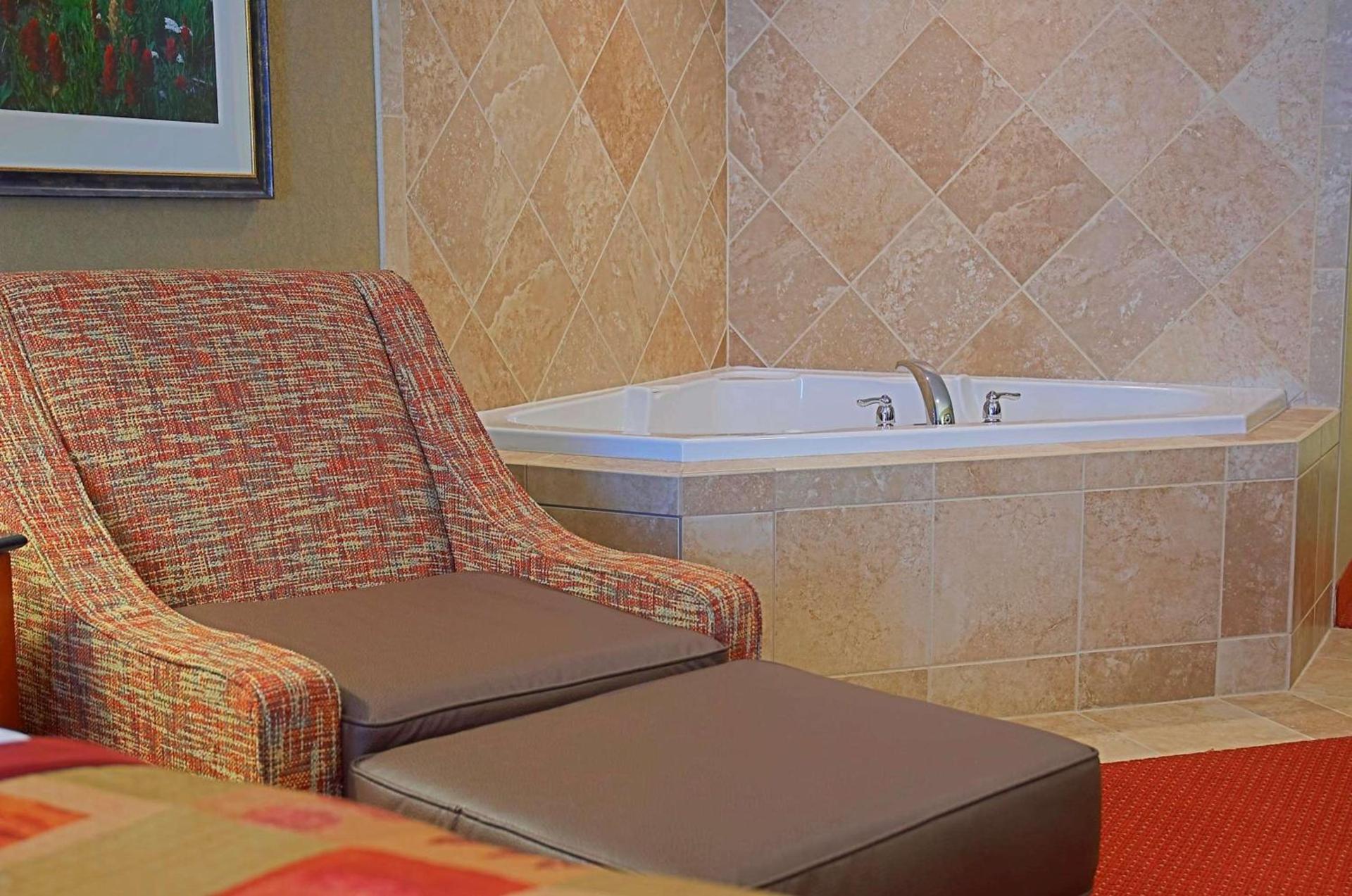 Best Western Plus Canyon Pines photo 16