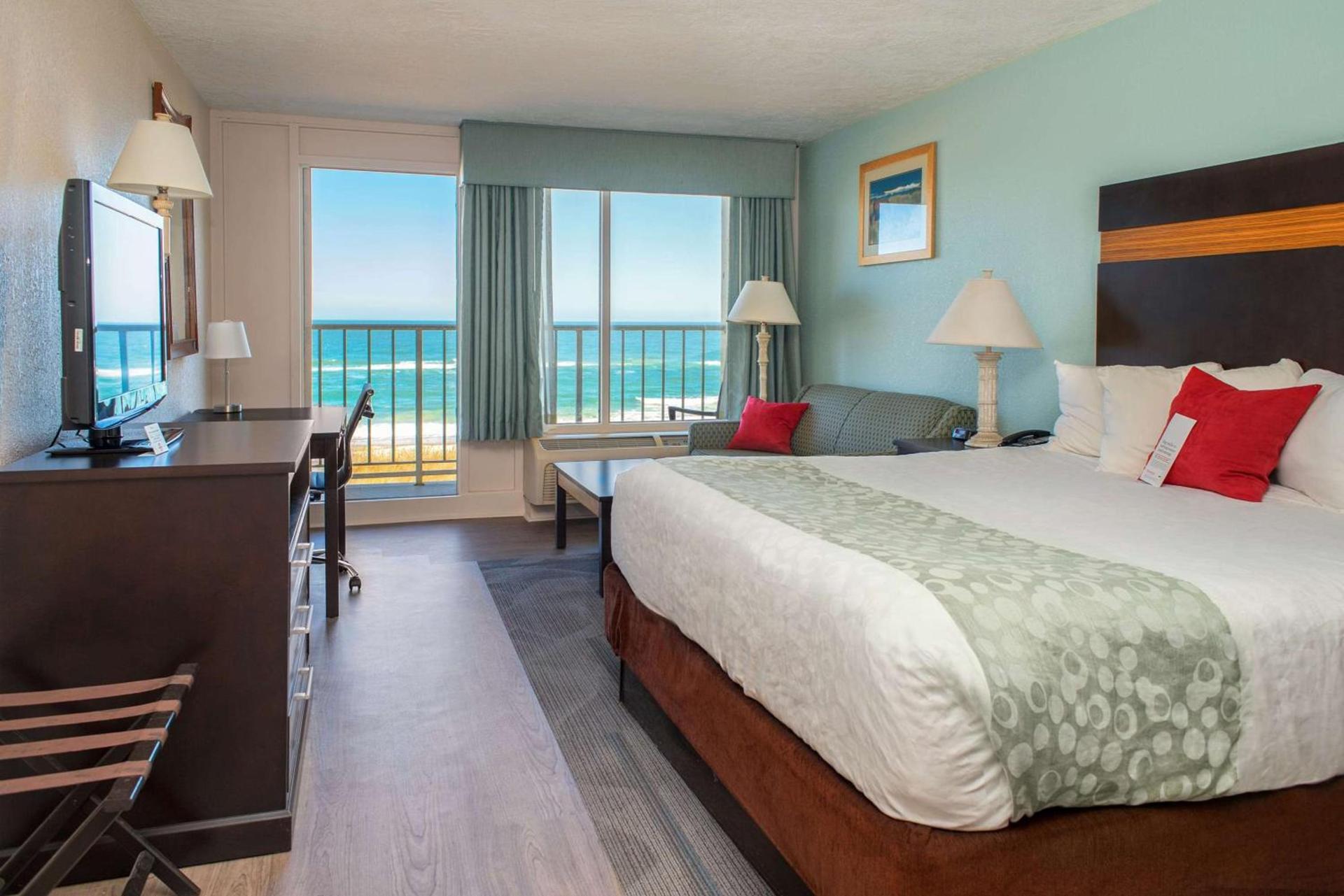Ramada Plaza by Wyndham Nags Head Oceanfront photo 10