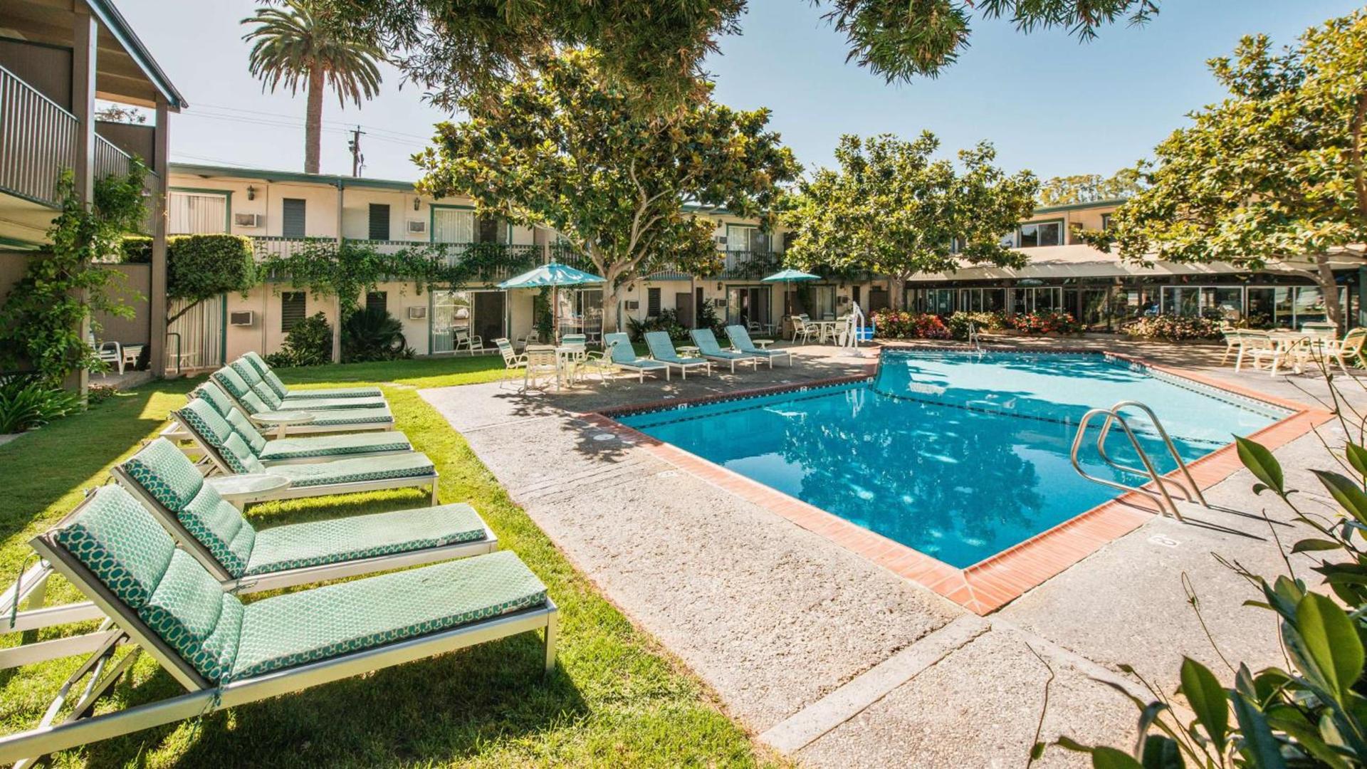 Best Western Plus Santa Barbara photo 4
