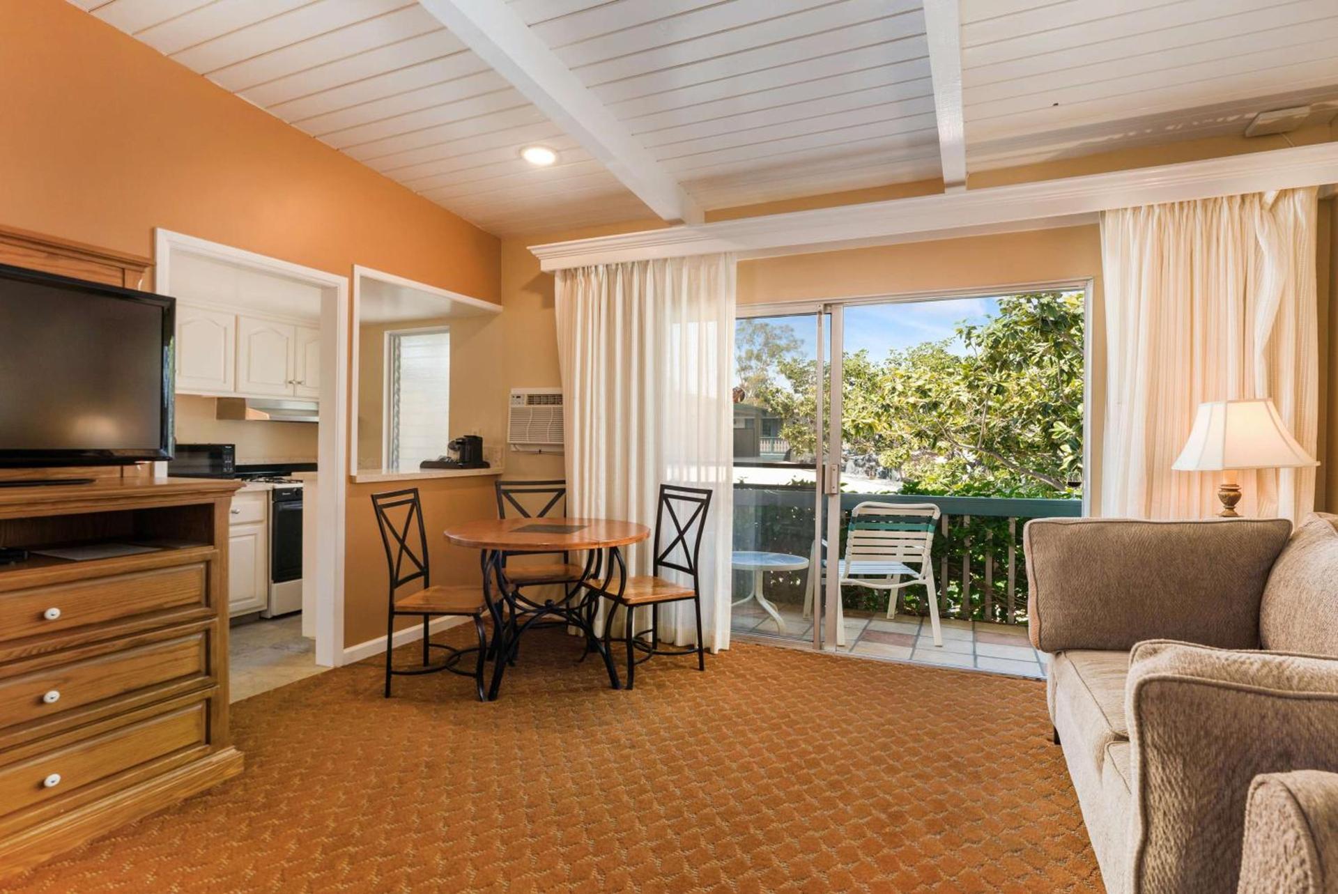 Best Western Plus Santa Barbara photo 49