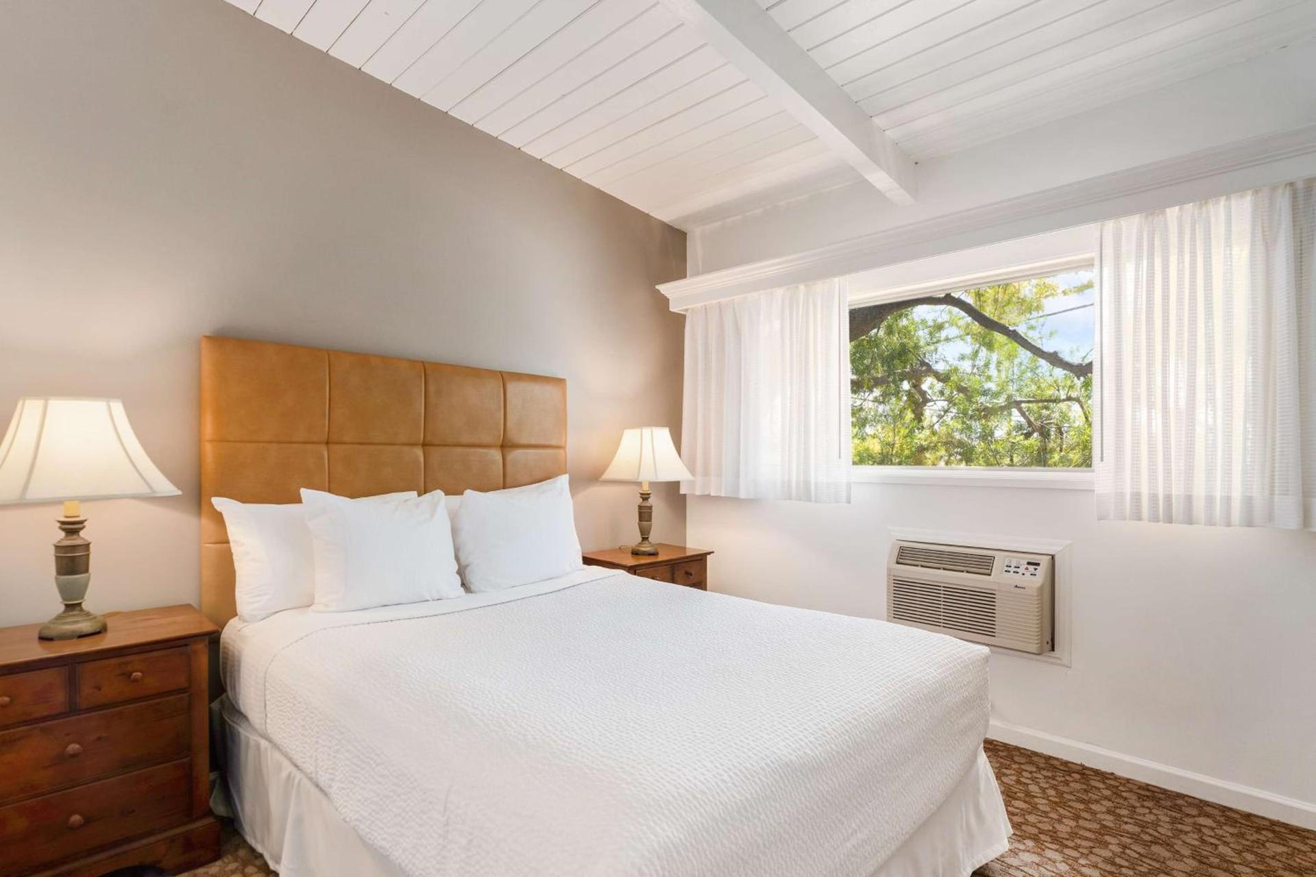 Best Western Plus Santa Barbara photo 16