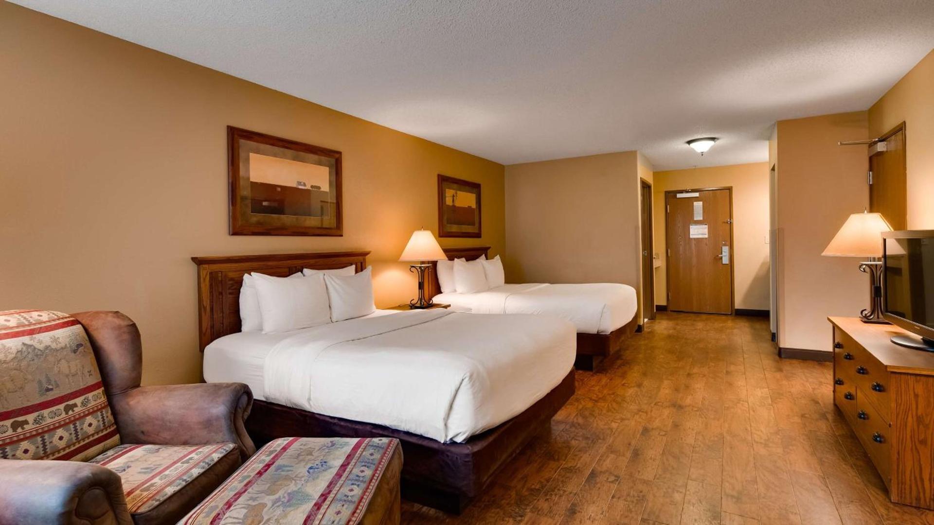 Best Western Plus Kelly Inn & Suites photo 11