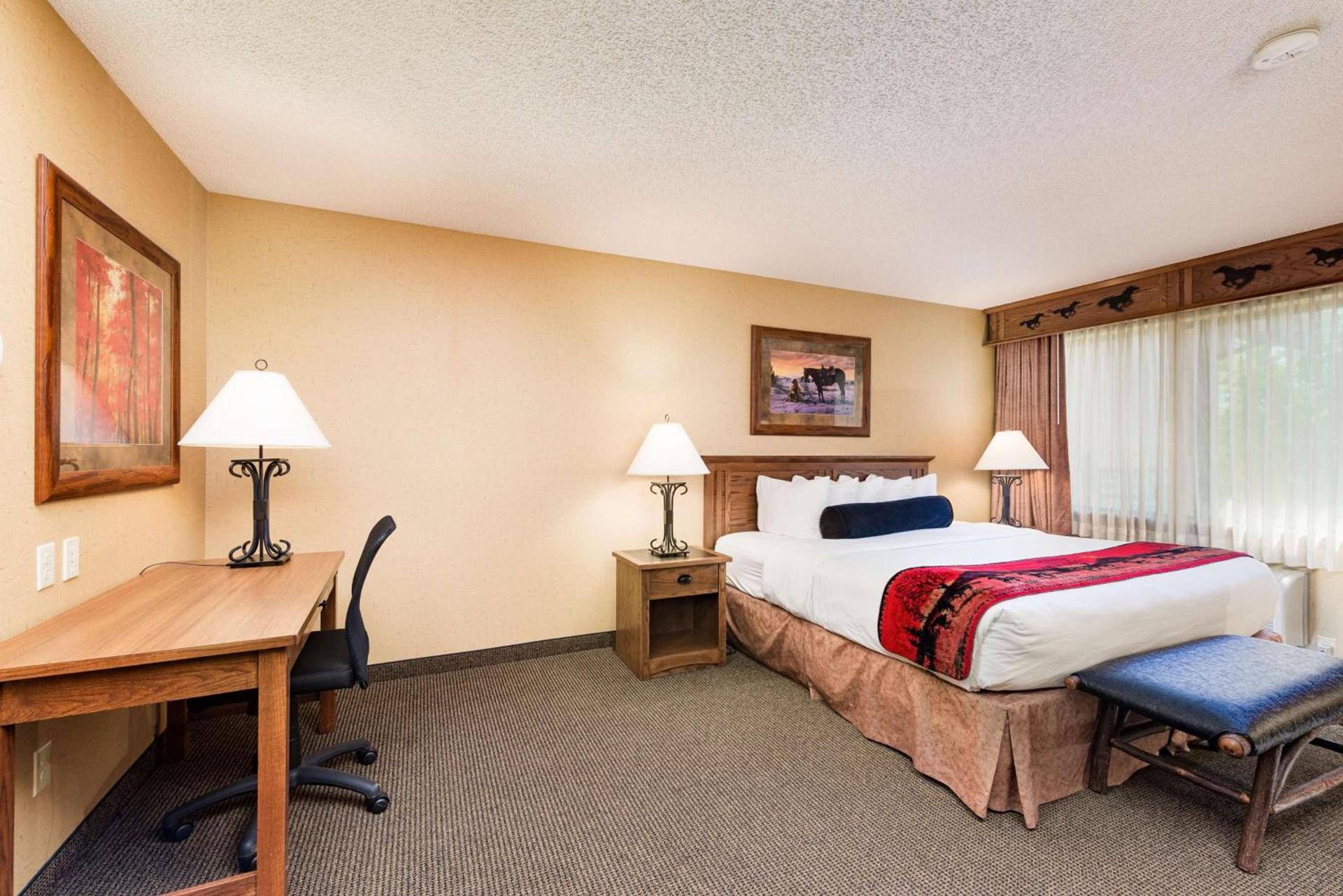 Best Western Plus Kelly Inn & Suites photo 22