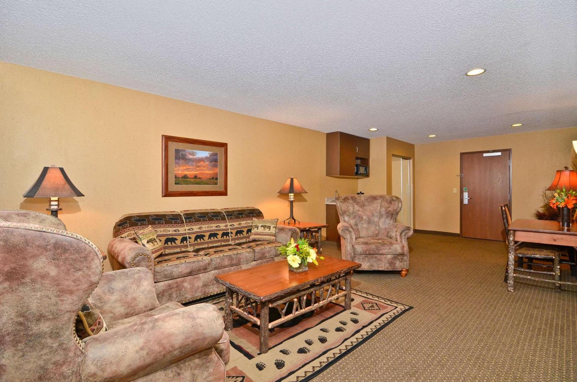 Best Western Plus Kelly Inn & Suites photo 23