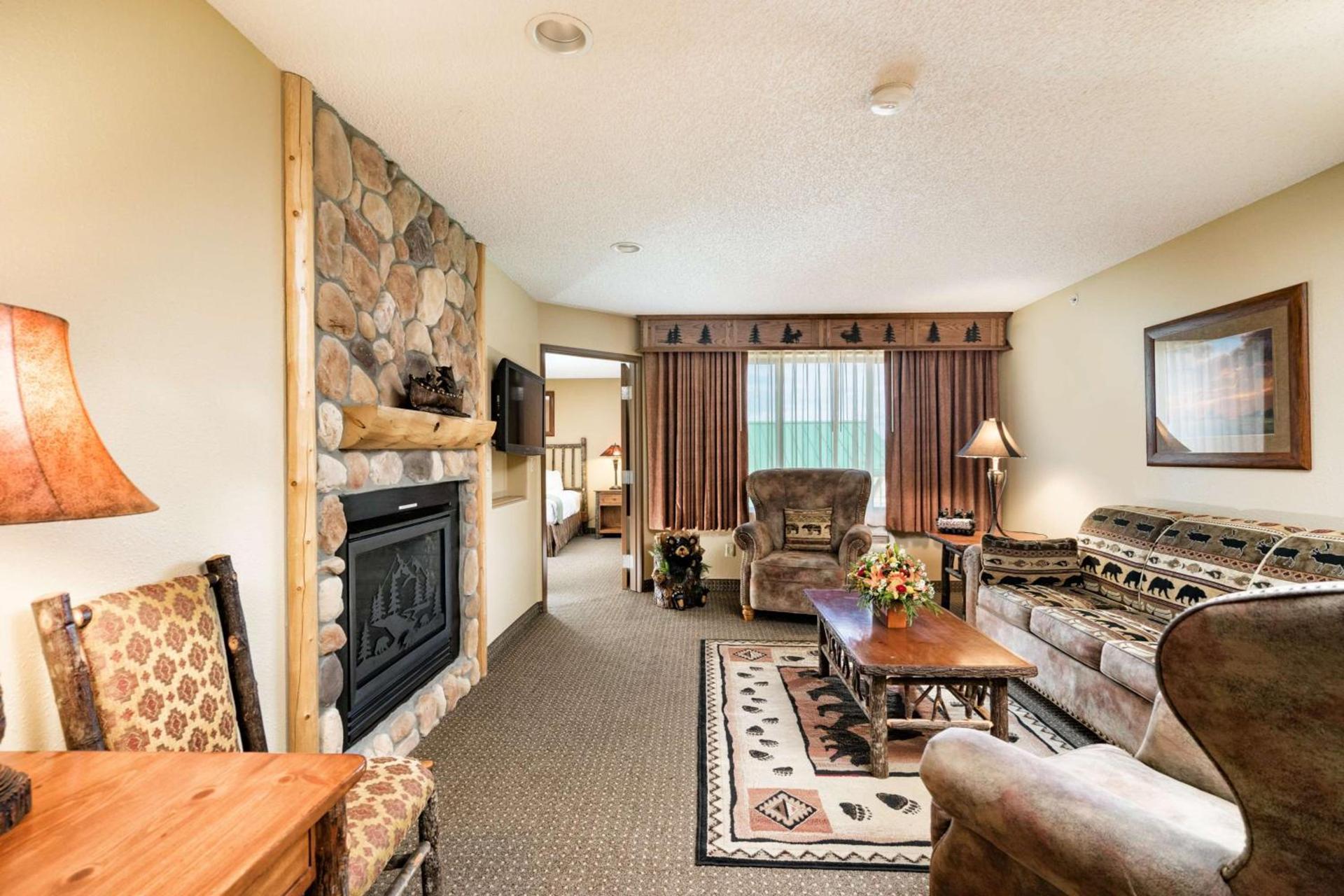 Best Western Plus Kelly Inn & Suites photo 26