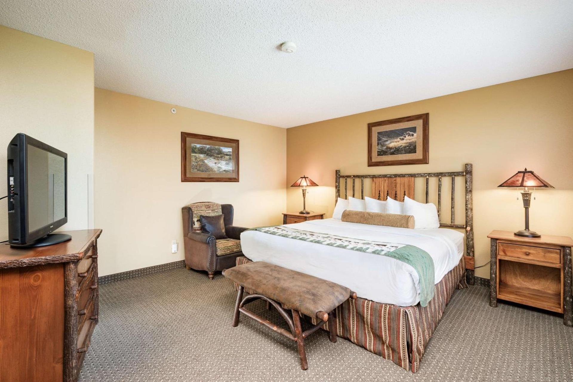 Best Western Plus Kelly Inn & Suites photo 27