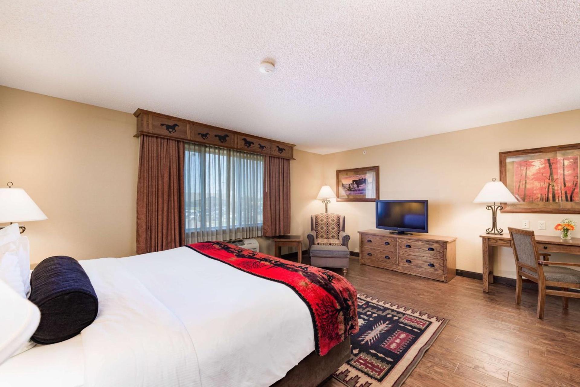 Best Western Plus Kelly Inn & Suites photo 40