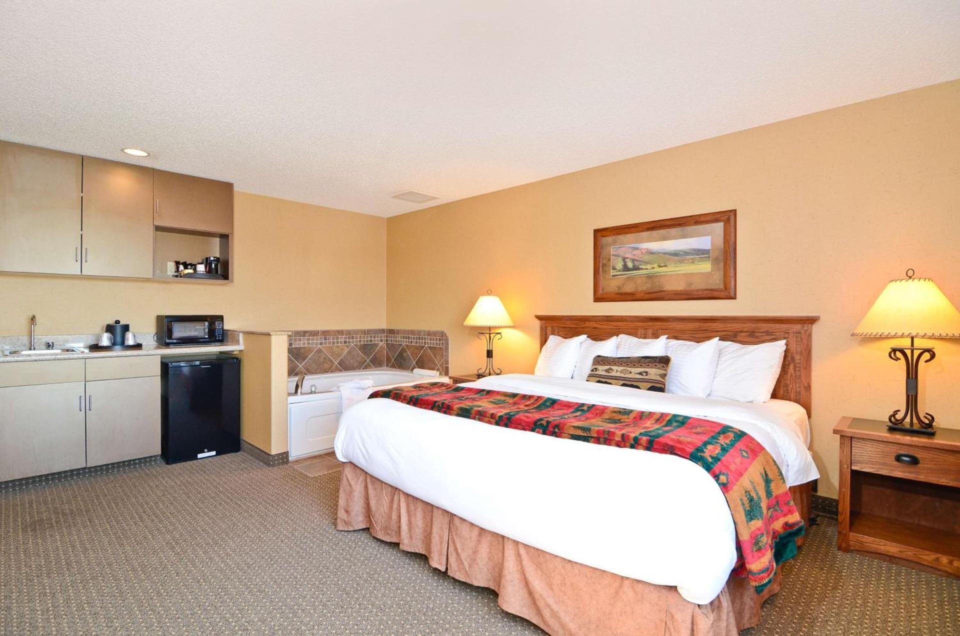 Best Western Plus Kelly Inn & Suites photo 41