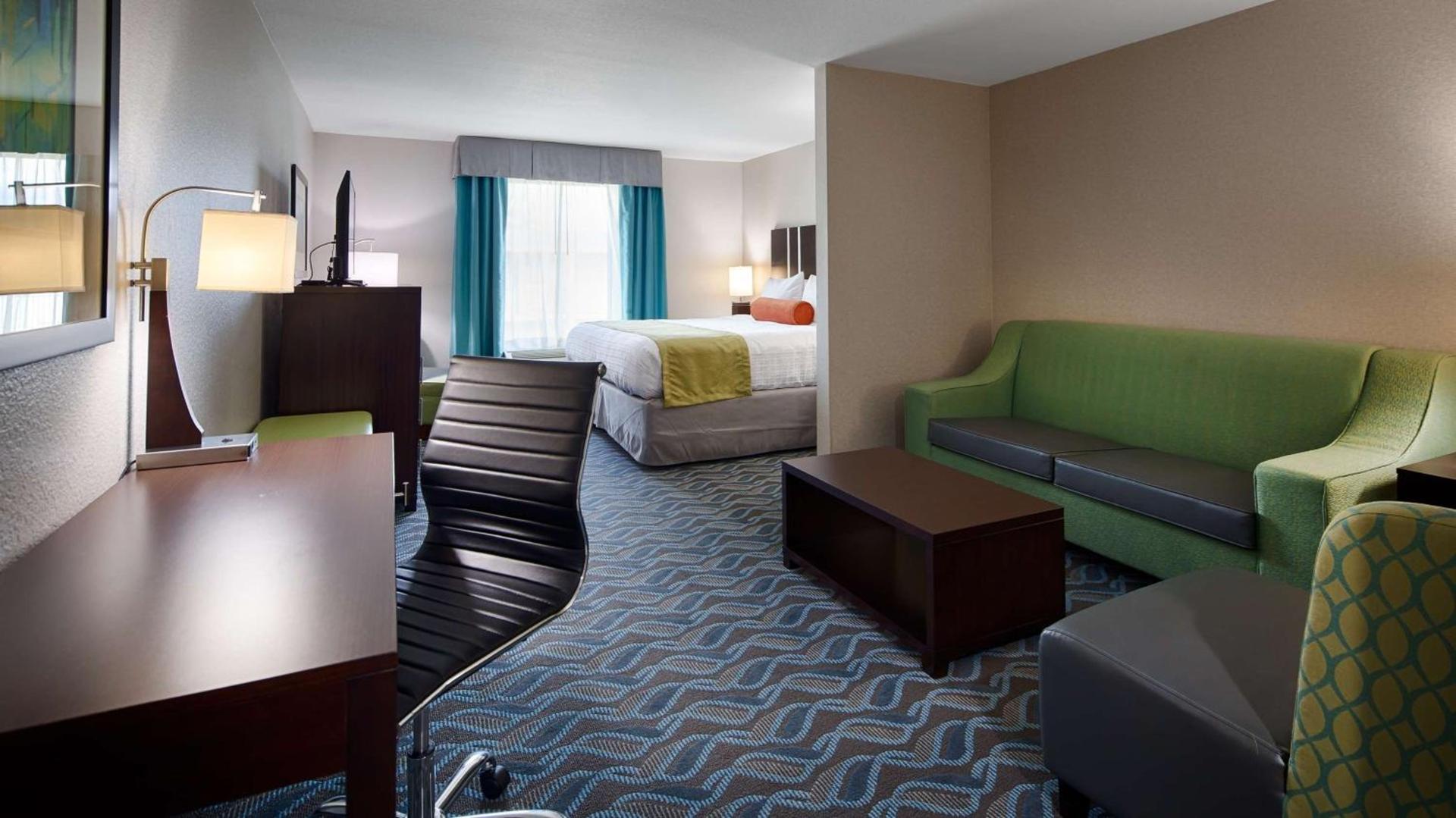 Best Western Plus Hardeeville Inn & Suites photo 5