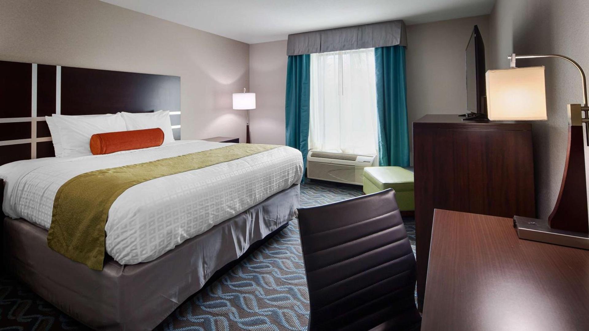 Best Western Plus Hardeeville Inn & Suites photo 6