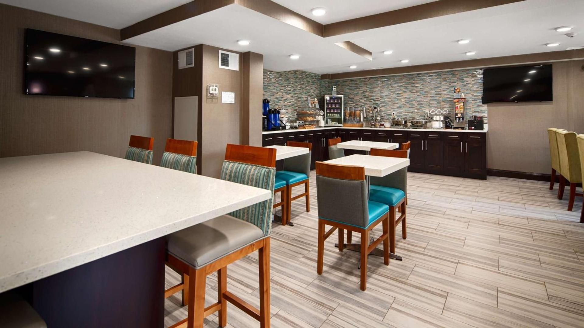 Best Western Plus Hardeeville Inn & Suites photo 14