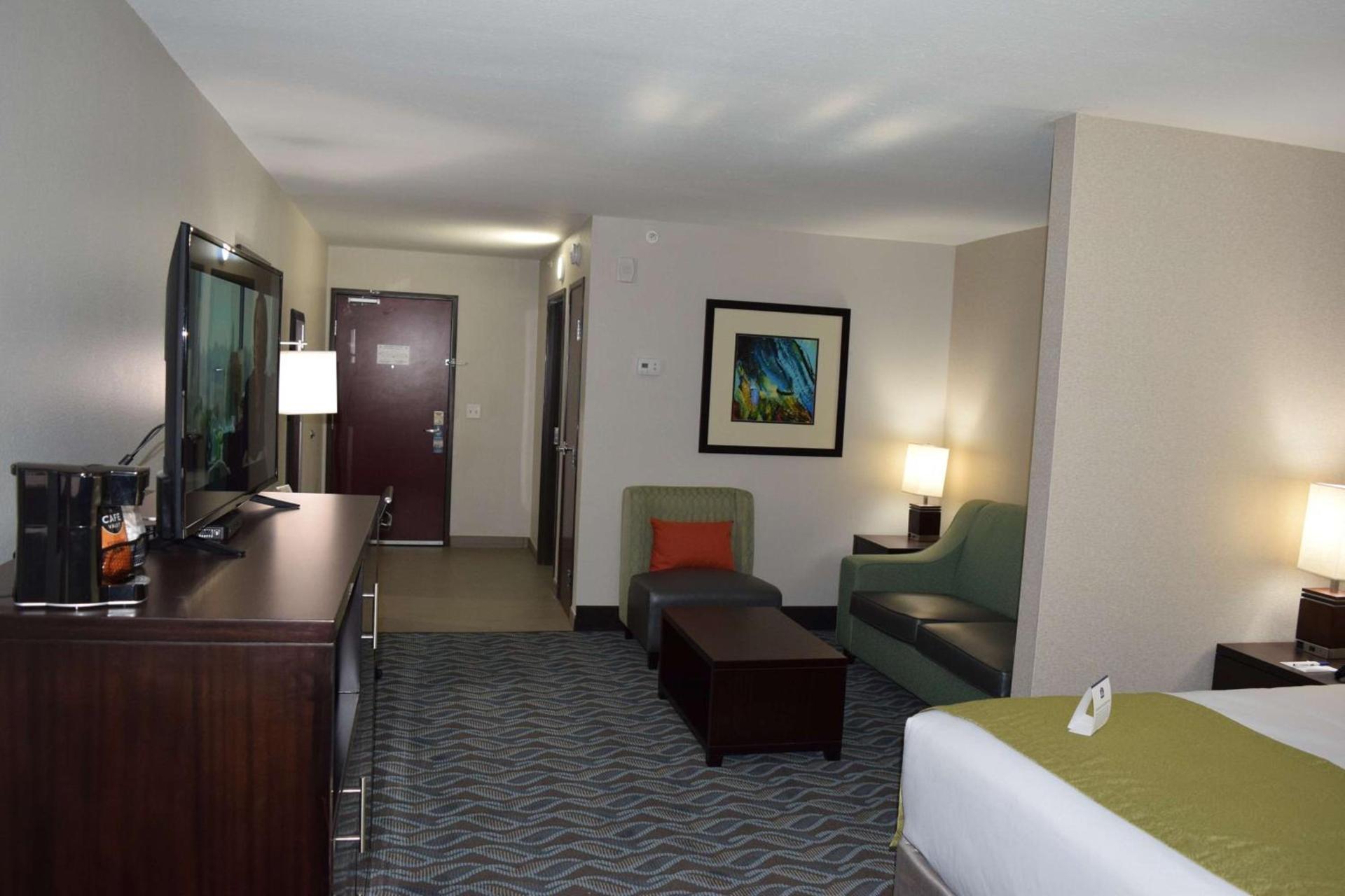 Best Western Plus Hardeeville Inn & Suites photo 22