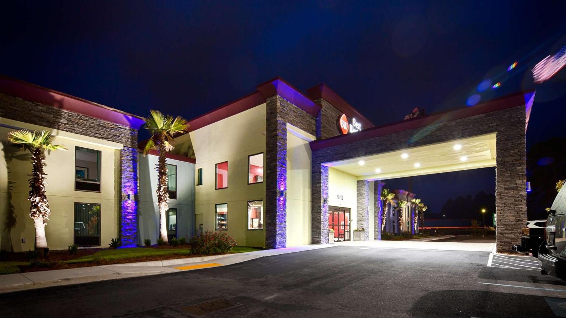 Best Western Plus Hardeeville Inn & Suites photo 9
