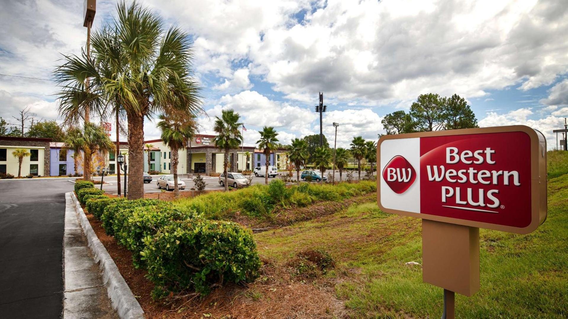 Best Western Plus Hardeeville Inn & Suites photo 10