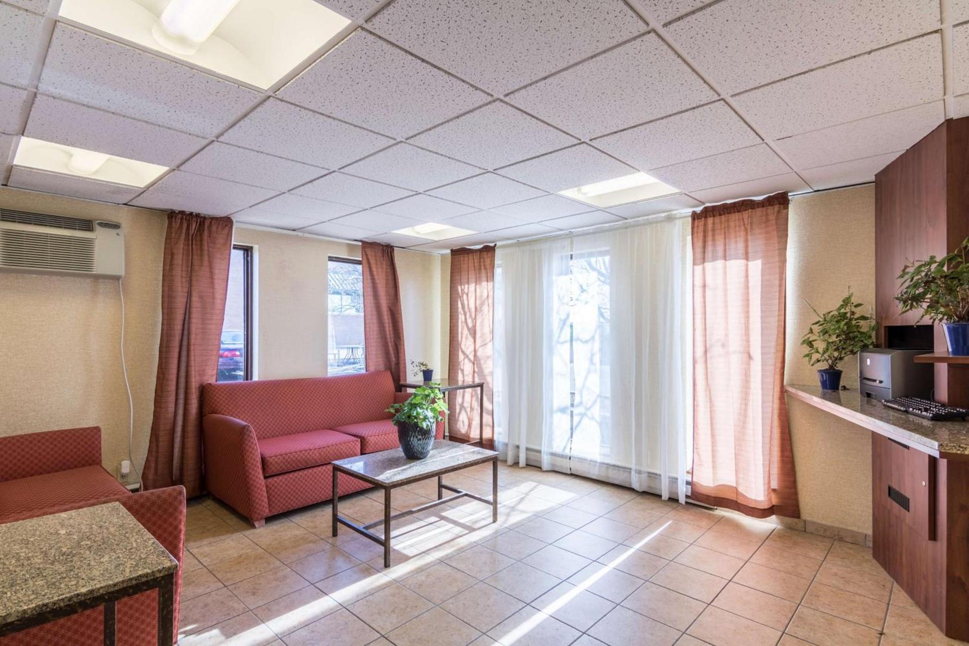 Motel 6-Eau Claire, WI photo 29