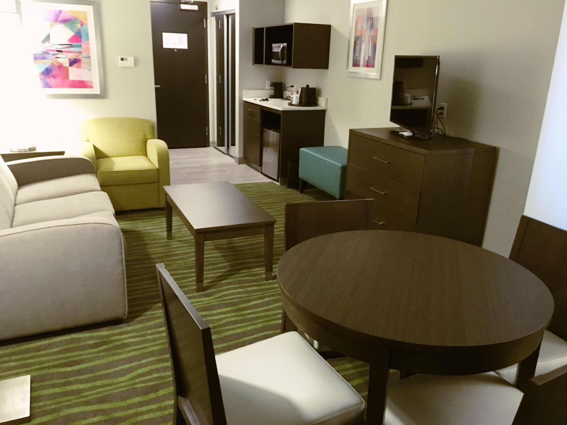 Best Western Plus Prien Lake Hotel & Suites - Lake Charles photo 31
