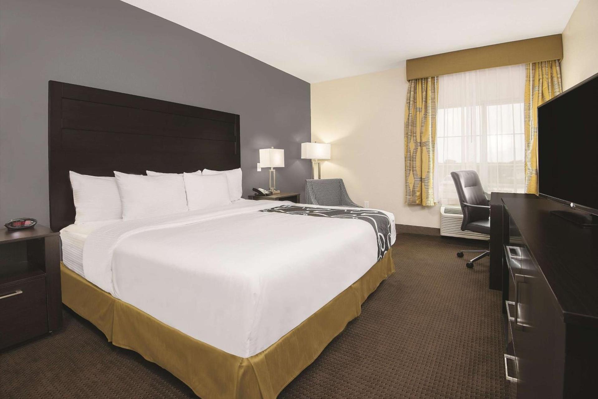 La Quinta by Wyndham Karnes City - Kenedy photo 47