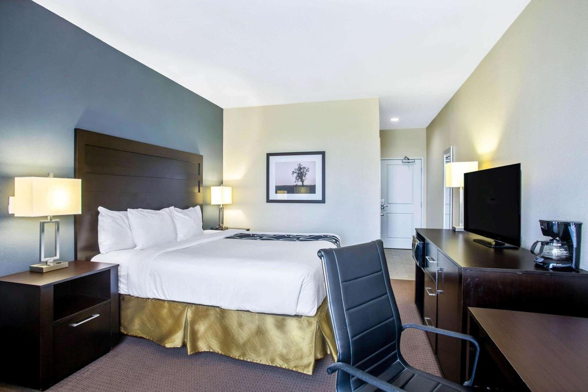 La Quinta by Wyndham Karnes City - Kenedy photo 56