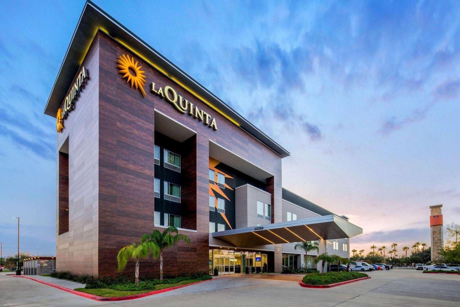 La Quinta by Wyndham McAllen Convention Center photo 3