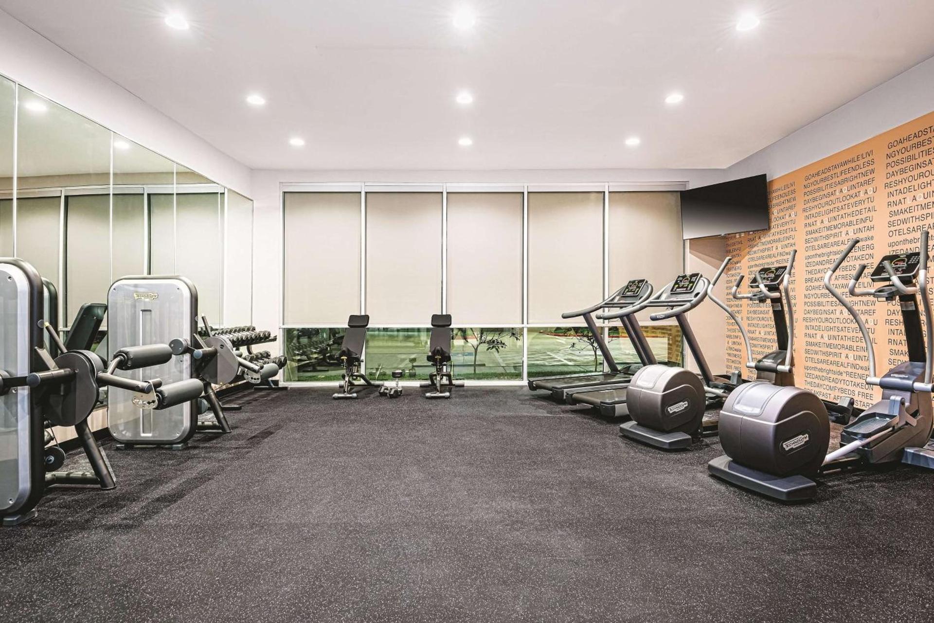 La Quinta by Wyndham McAllen Convention Center photo 8