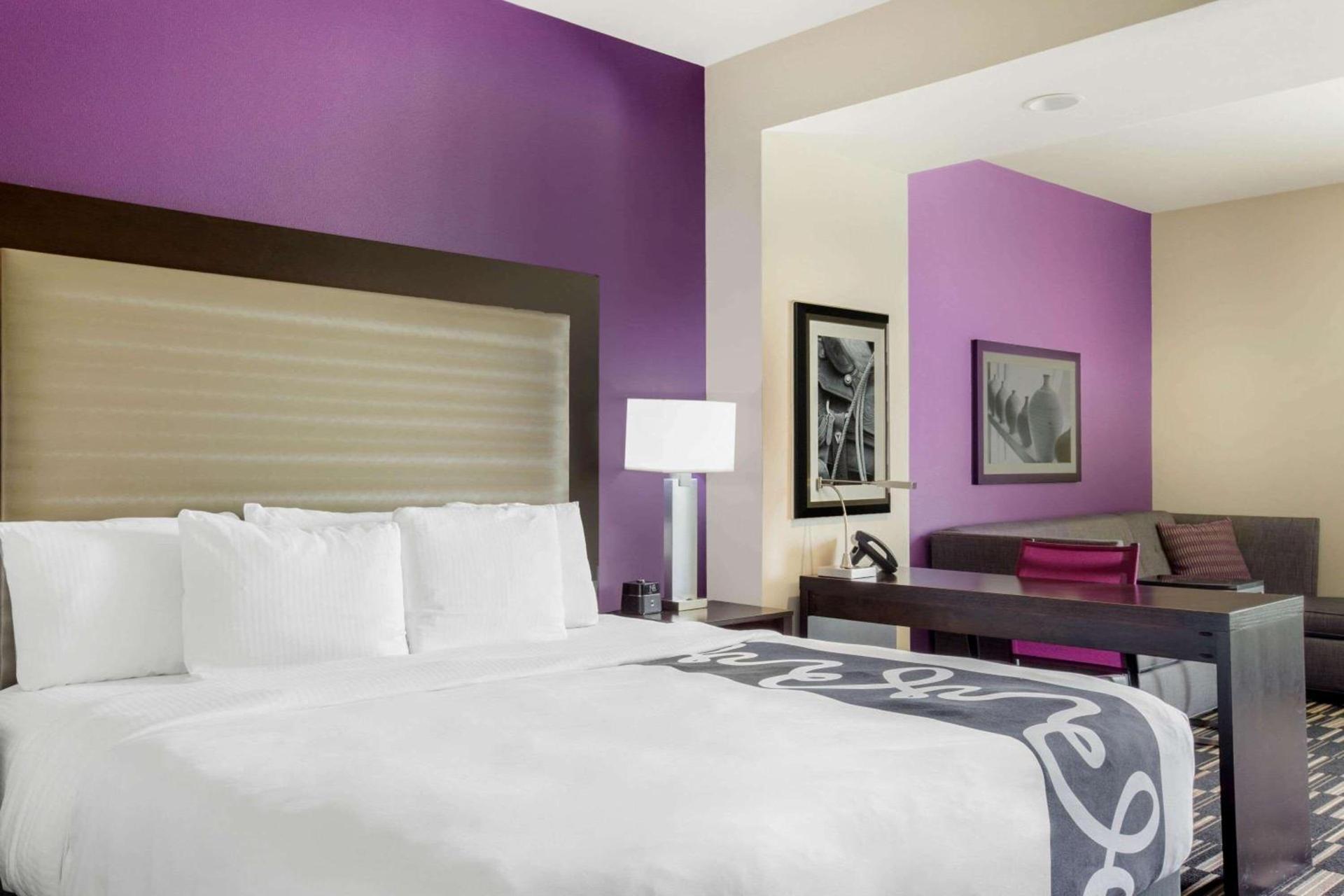 La Quinta by Wyndham McAllen Convention Center photo 21