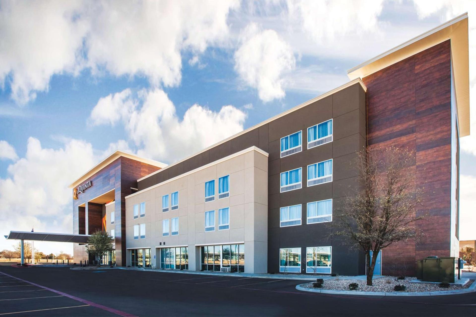 La Quinta by Wyndham Lubbock South — hotel in Lubbock
