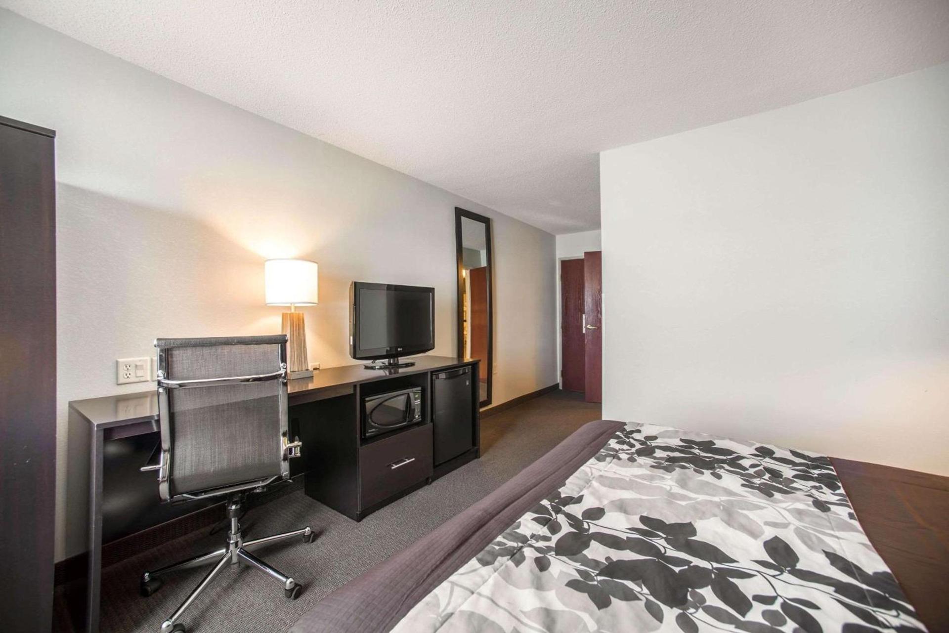 Sleep Inn Decatur I-72 photo 9