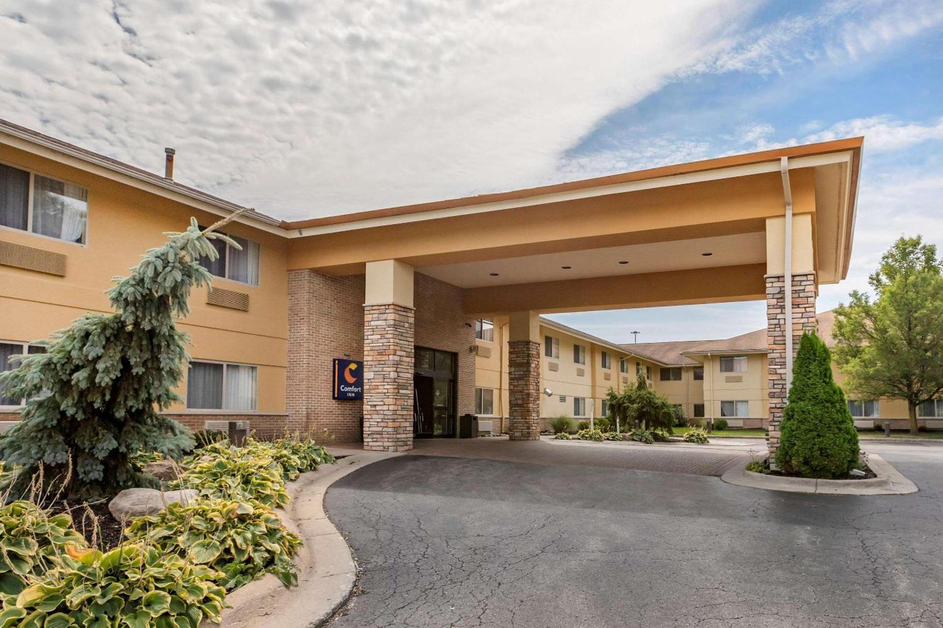 Comfort Inn Okemos - East Lansing photo 5