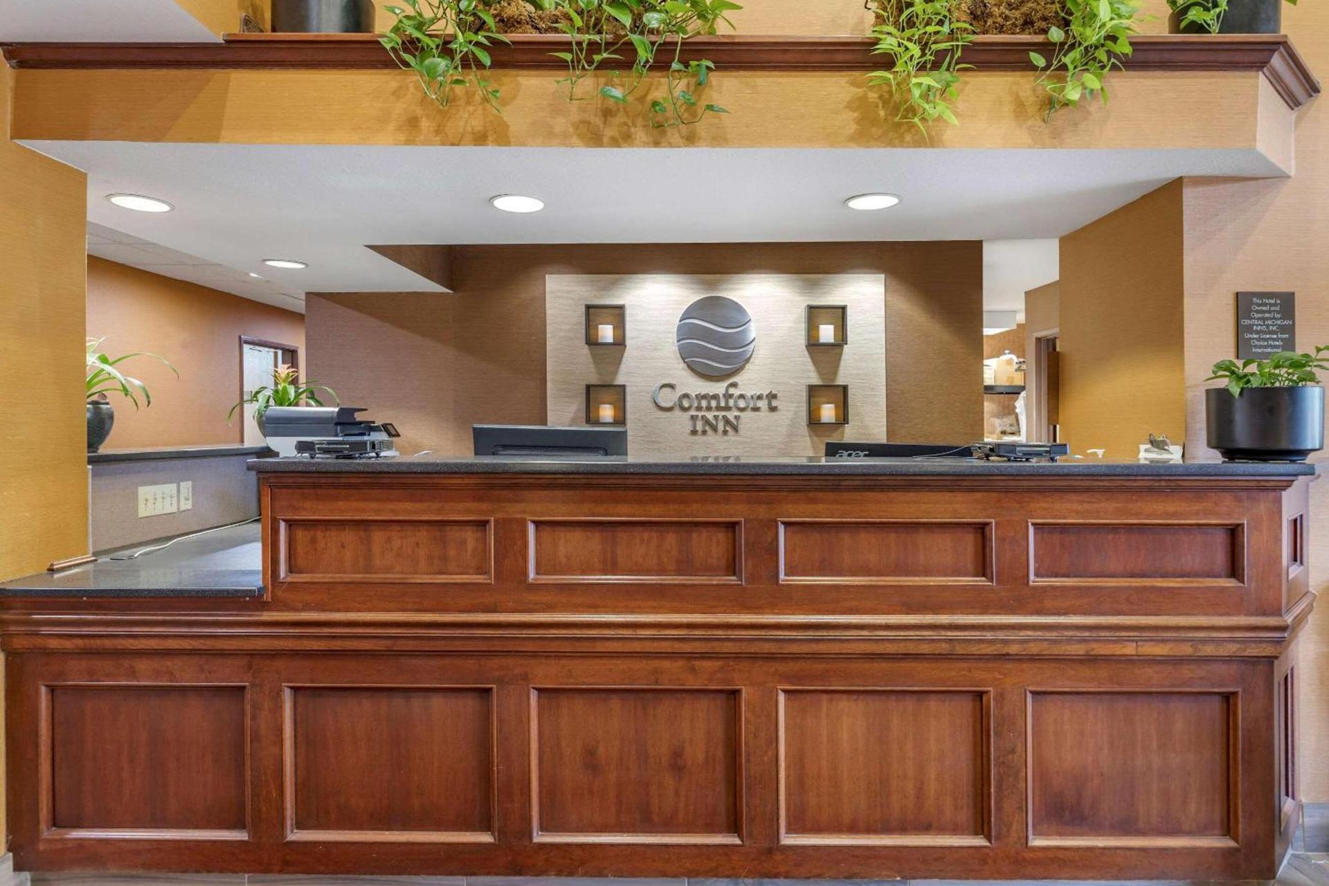 Comfort Inn Okemos - East Lansing photo 7