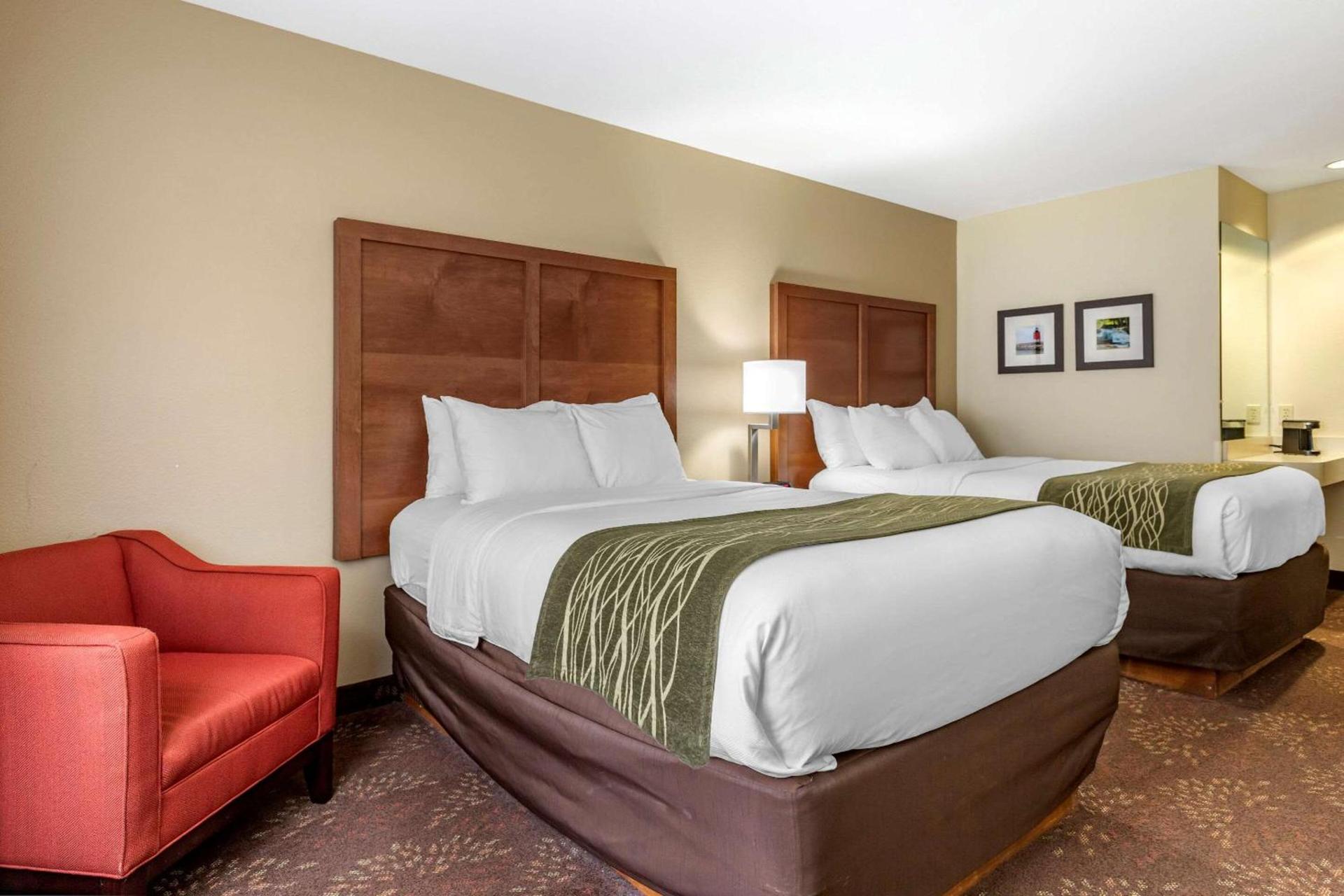 Comfort Inn Okemos - East Lansing photo 15