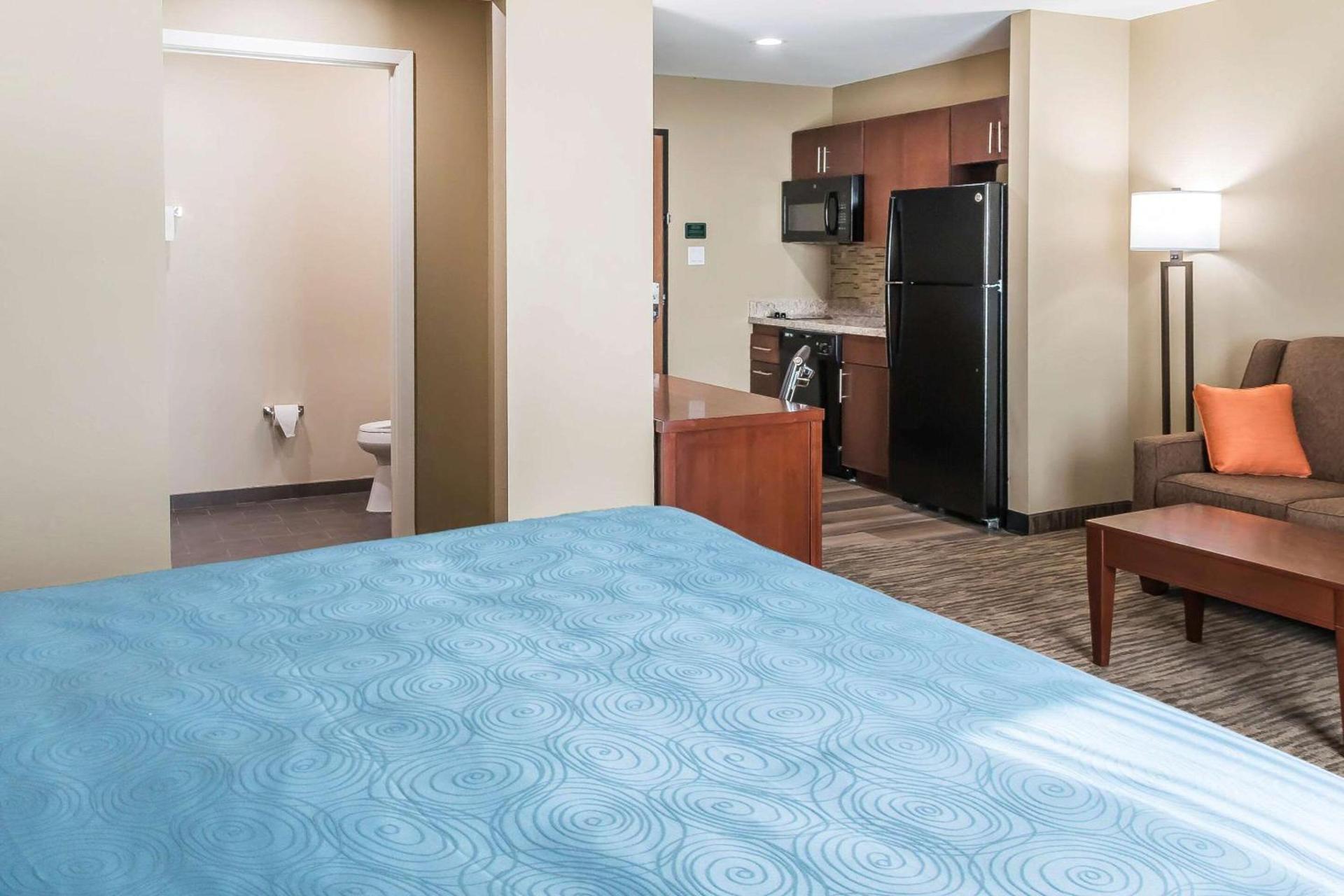 MainStay Suites Edinburg South photo 26