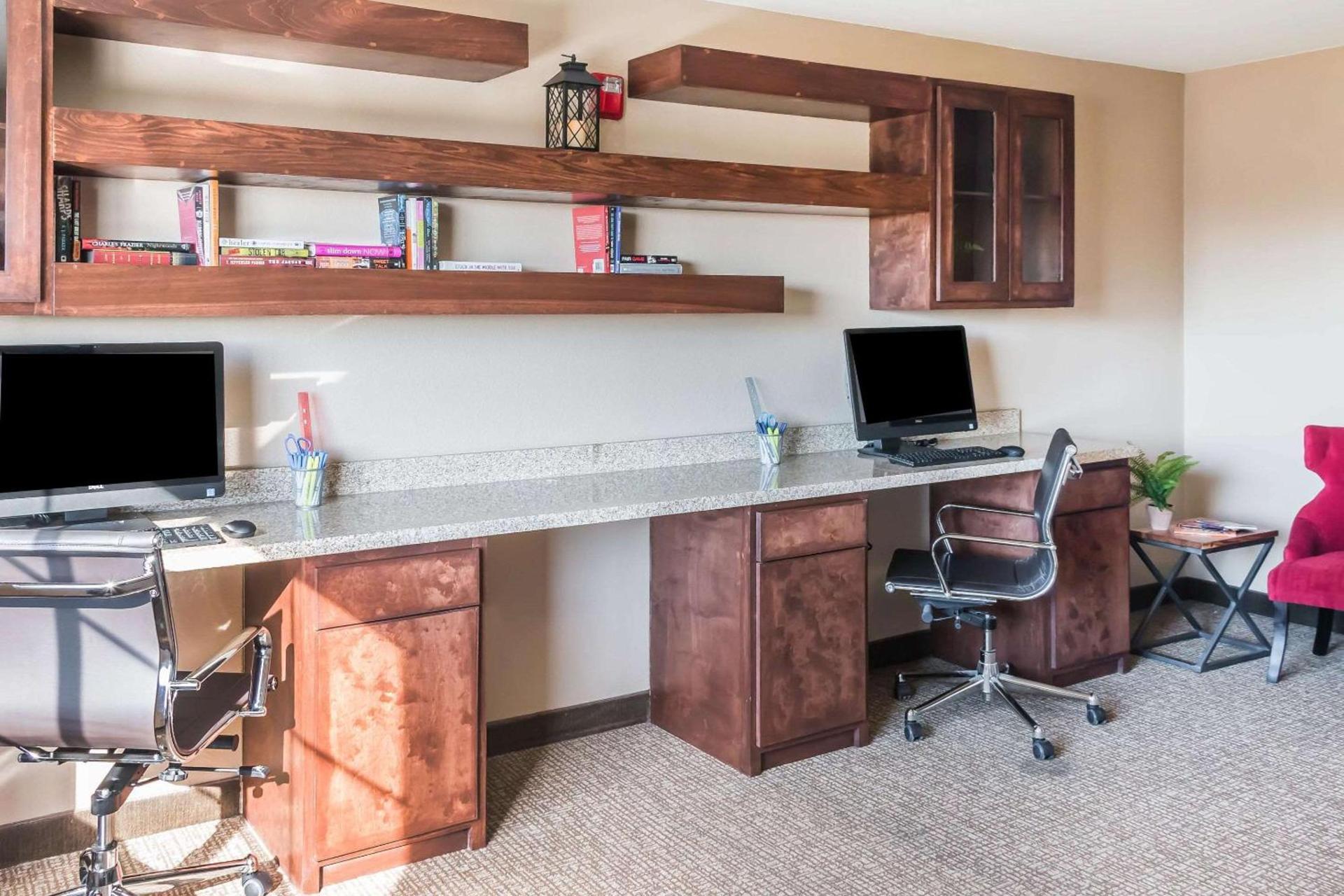 MainStay Suites Edinburg South photo 33