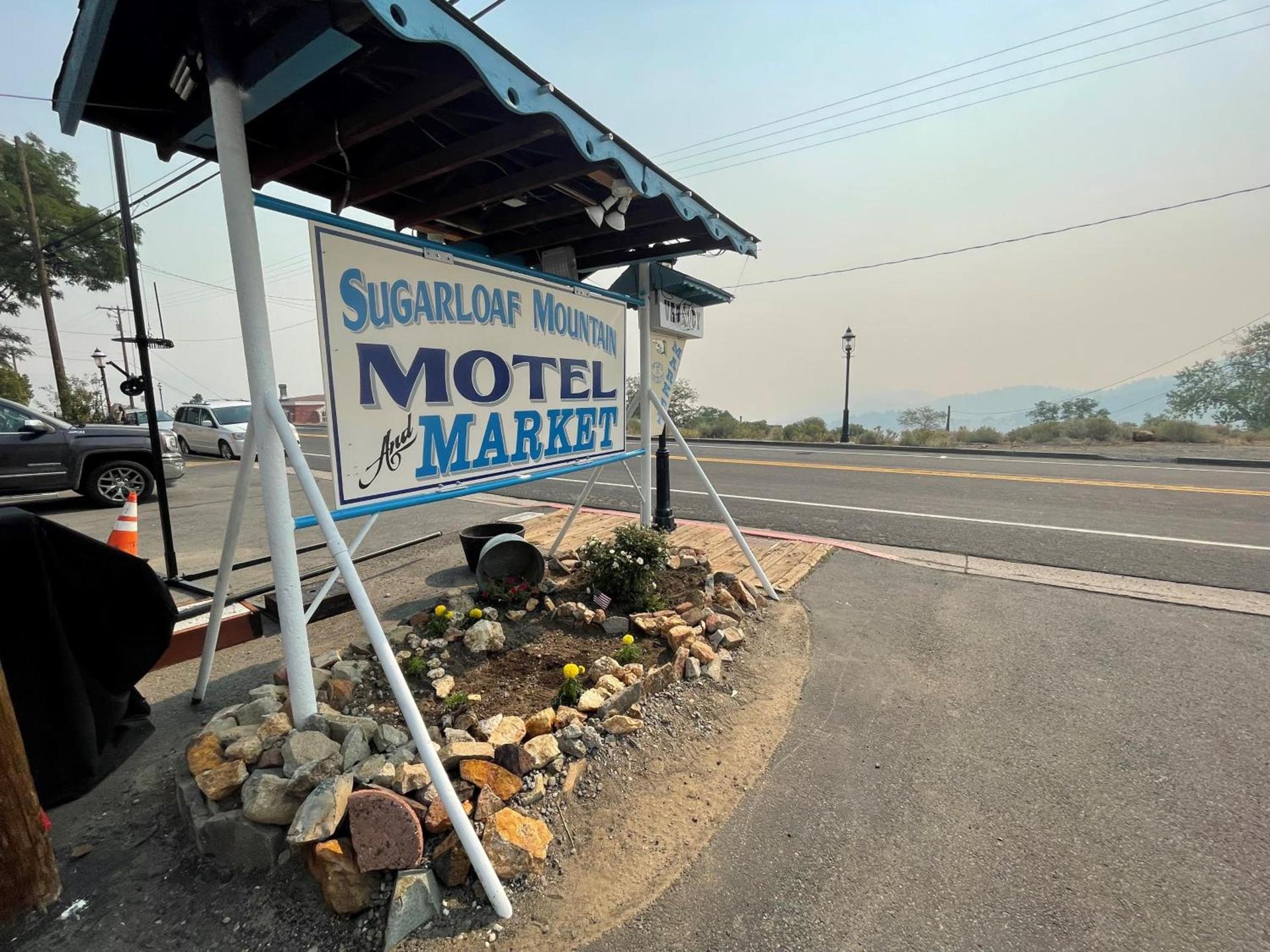 Sugarloaf Mountain Motel photo 69