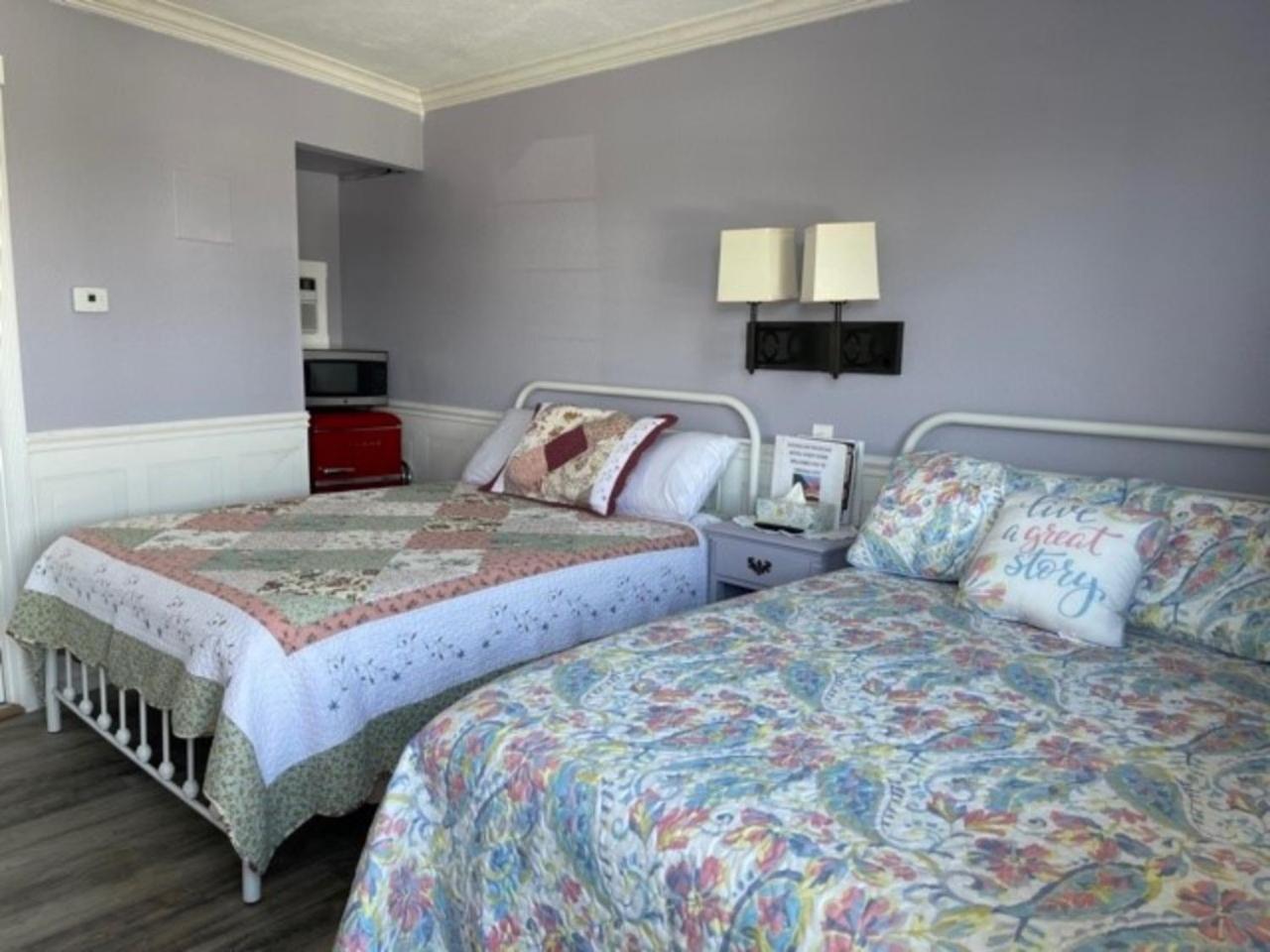 Sugarloaf Mountain Motel photo 42
