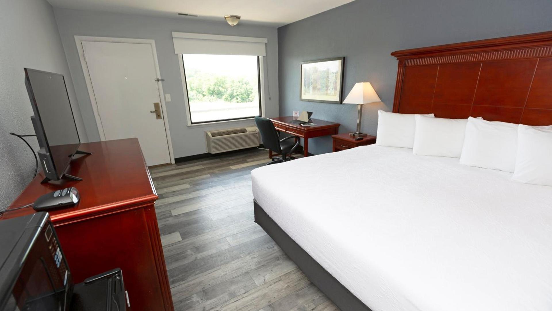 Sunrise Inn Williamstown photo 25