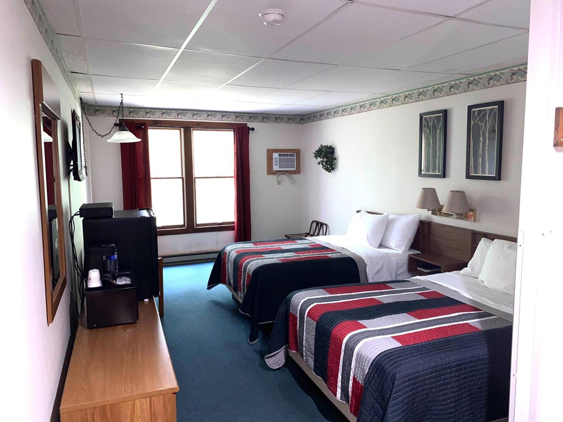Lake Ontario Motel & Inn photo 20