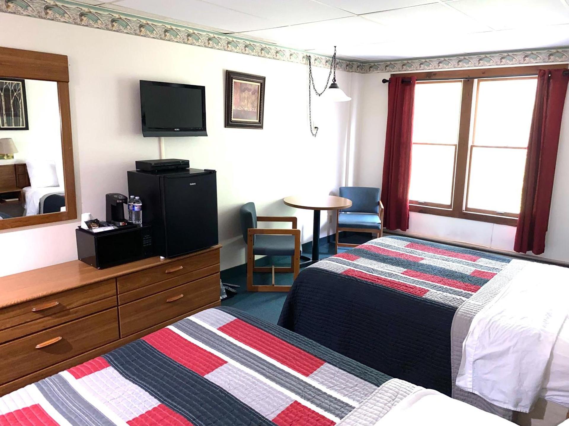 Lake Ontario Motel & Inn photo 21